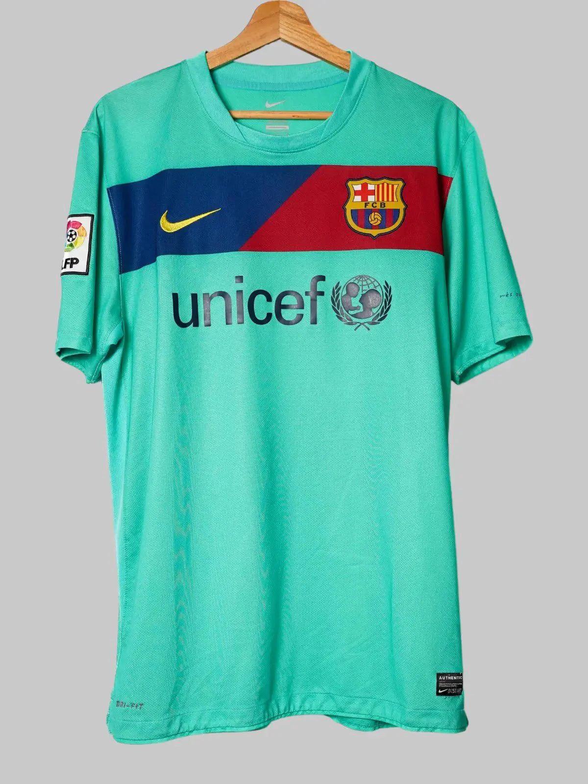 FC Barcelona Away Shirt 2010/11 Messi #10 (L)