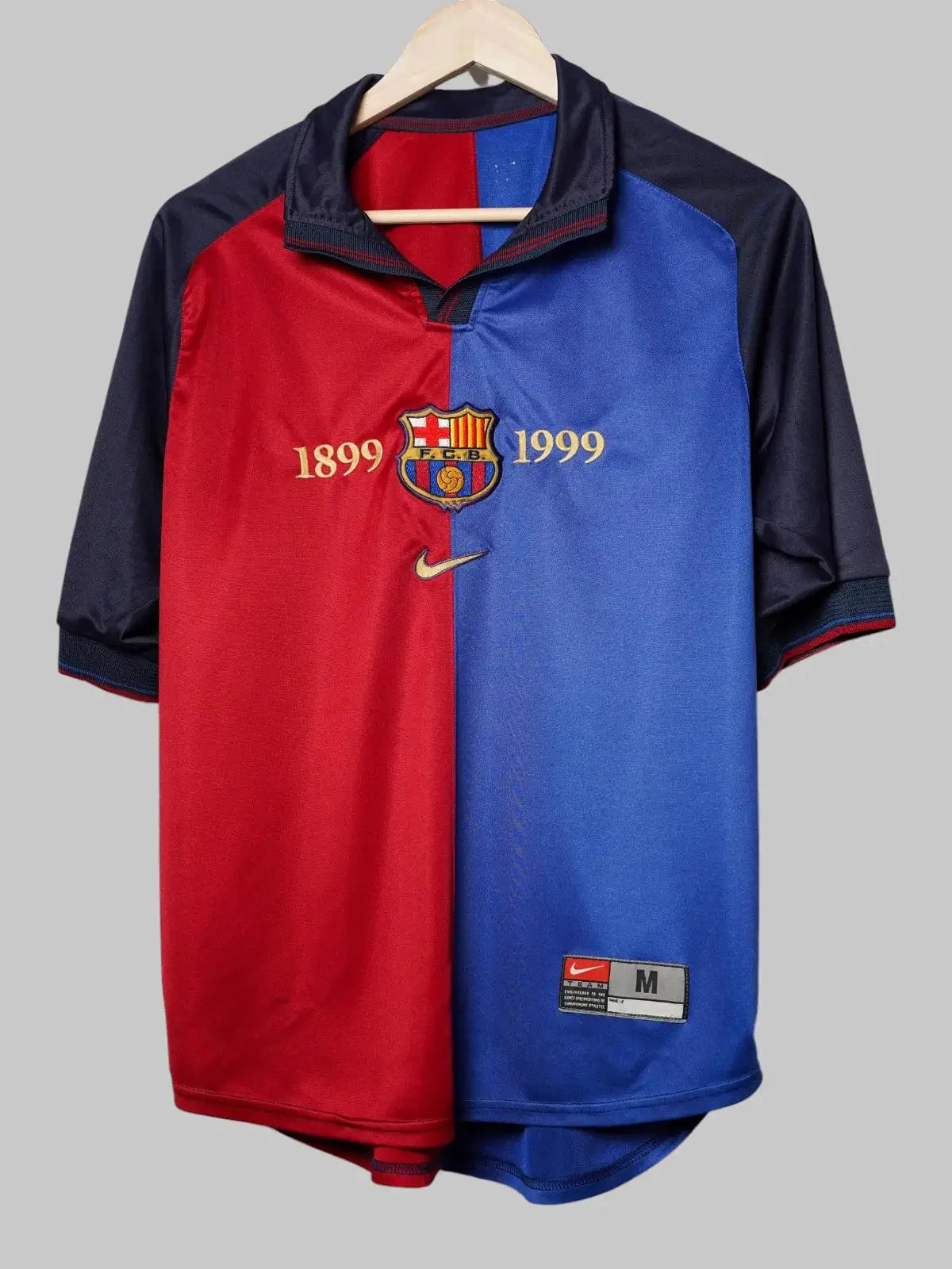 FC Barcelona Home Shirt 1999/00 Kluivert #9 (M)