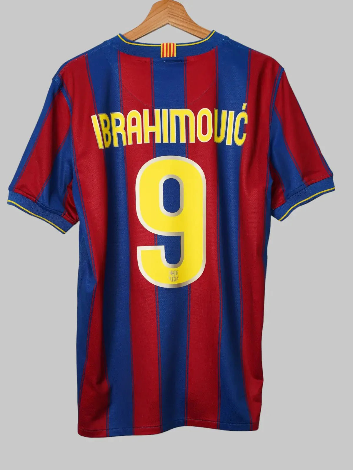 FC Barcelona Home Shirt 2009/10 Ibrahimovic #9 (M)