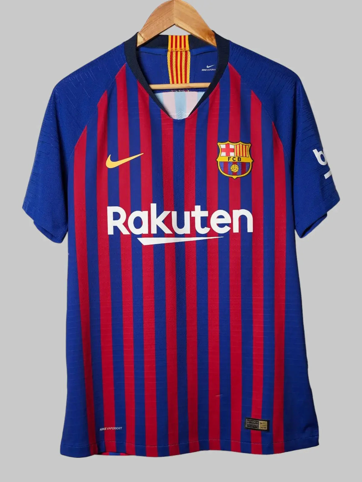 FC Barcelona Home Shirt 2018/19 Messi #10 Player Issue (M)