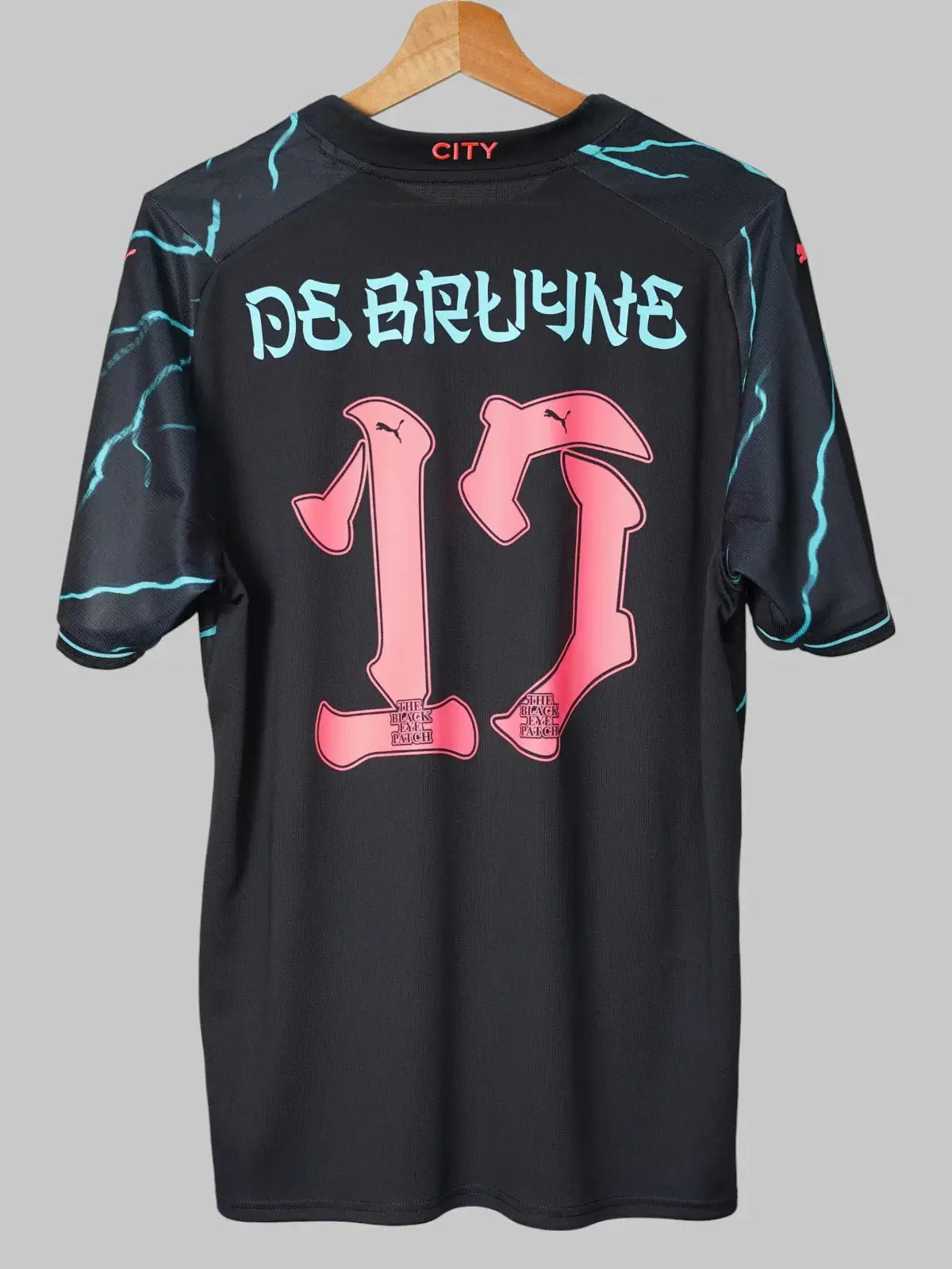 Manchester City Third Shirt 2023/24 BNWT De  Bruyne #17 (L)