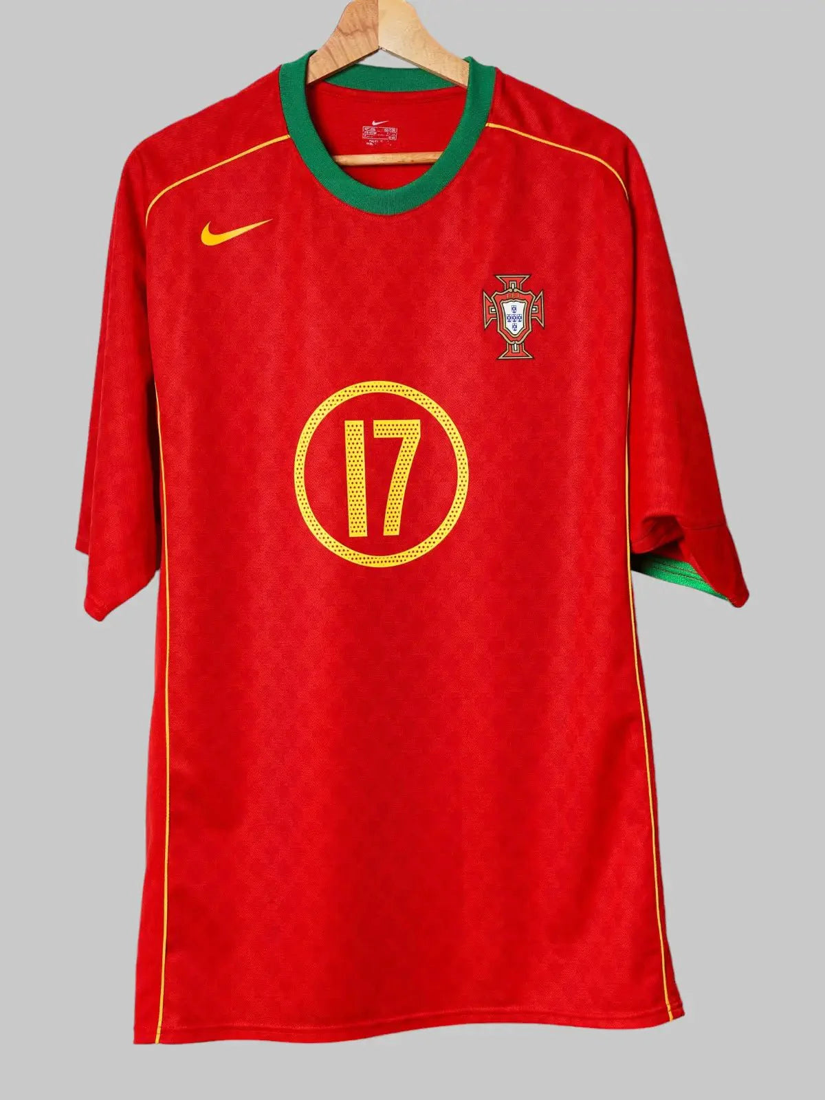 Portugal Home Shirt 2004/6 C.Ronaldo #17 (XXL)