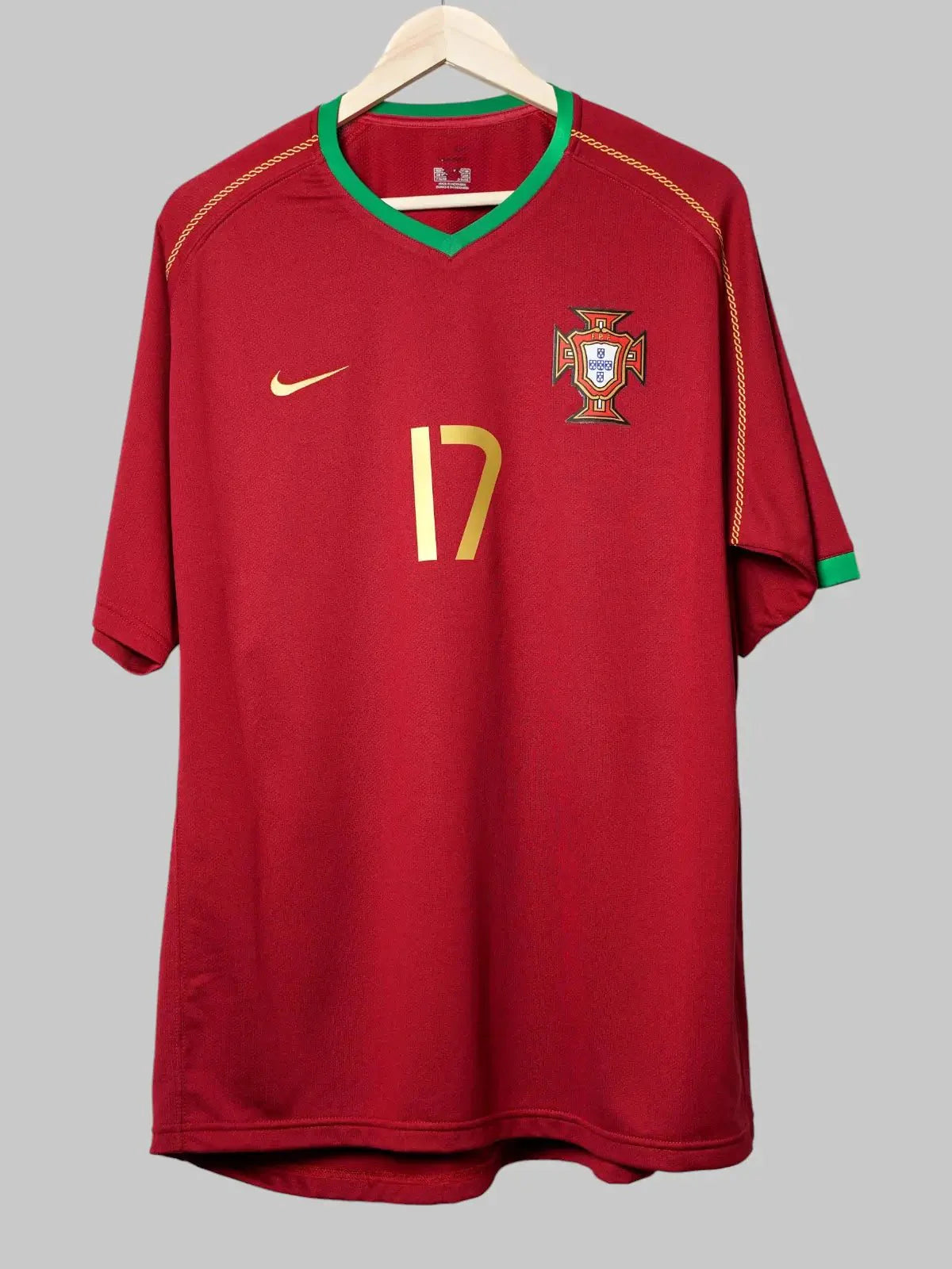 Portugal Home Shirt 2006/07 C.Ronaldo #17 (XL)