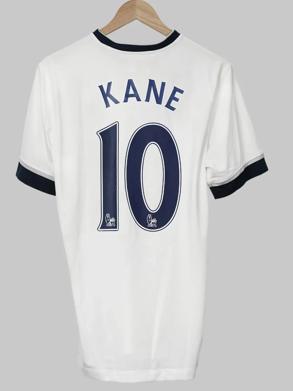 Tottenham Hotspur Home Shirt 2015/16 Kane #10 (M)