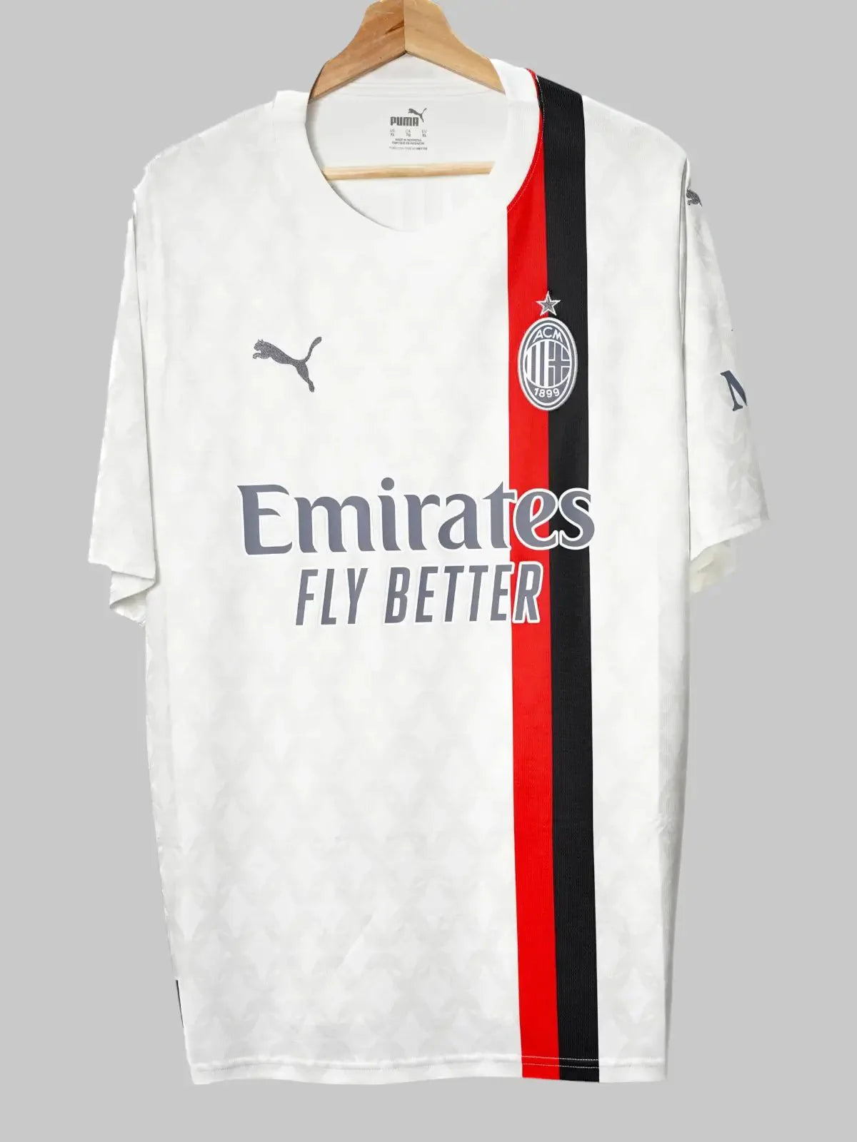 AC Milan Away Shirt 2023/24 Theo #19 (XL)