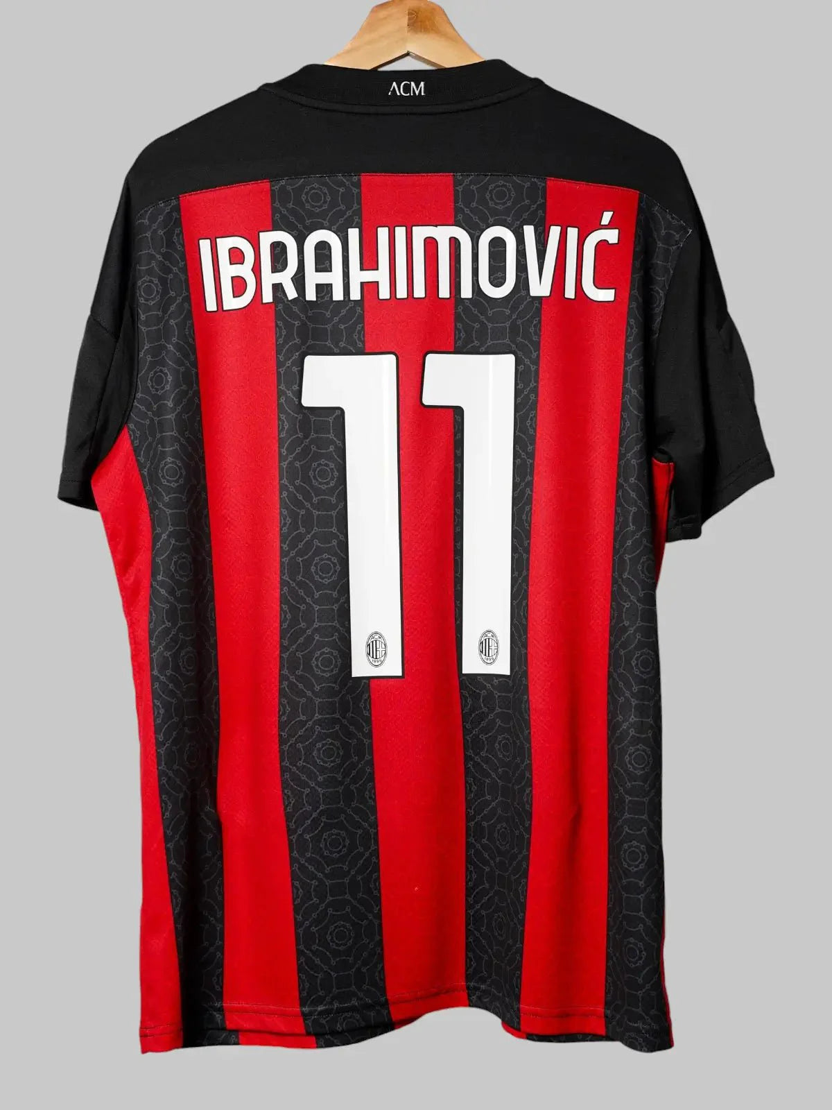 AC Milan Home Shirt 2020/21 Ibrahimovic #11 (L)