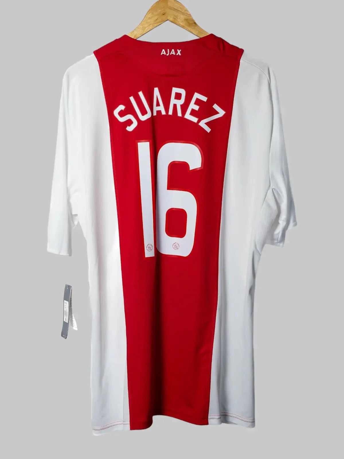 Ajax Home Shirt 2008/9 Suárez #16 BNWT (XL)