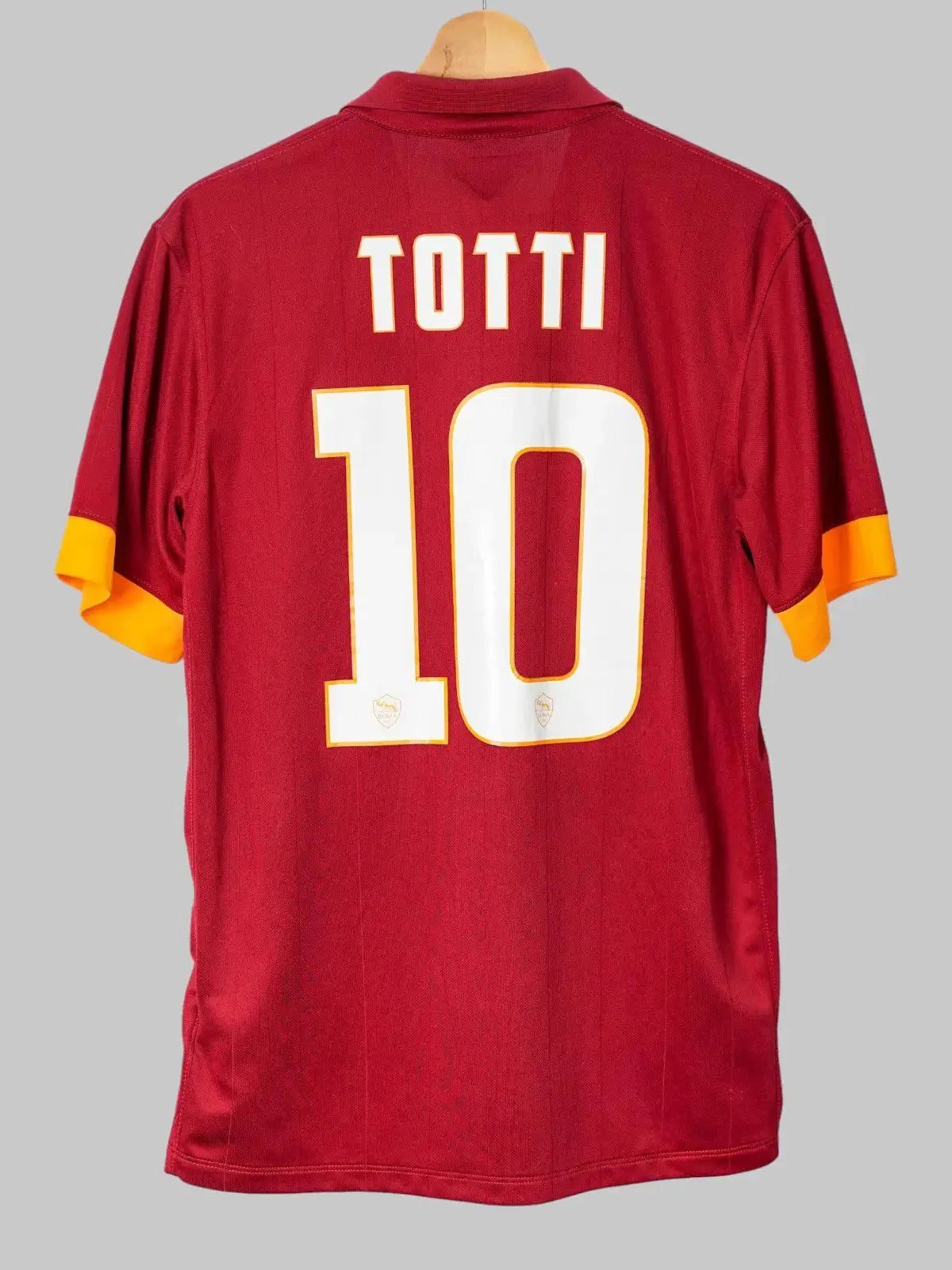 AS Roma Home Shirt 2014/15 Totti #10 (M)