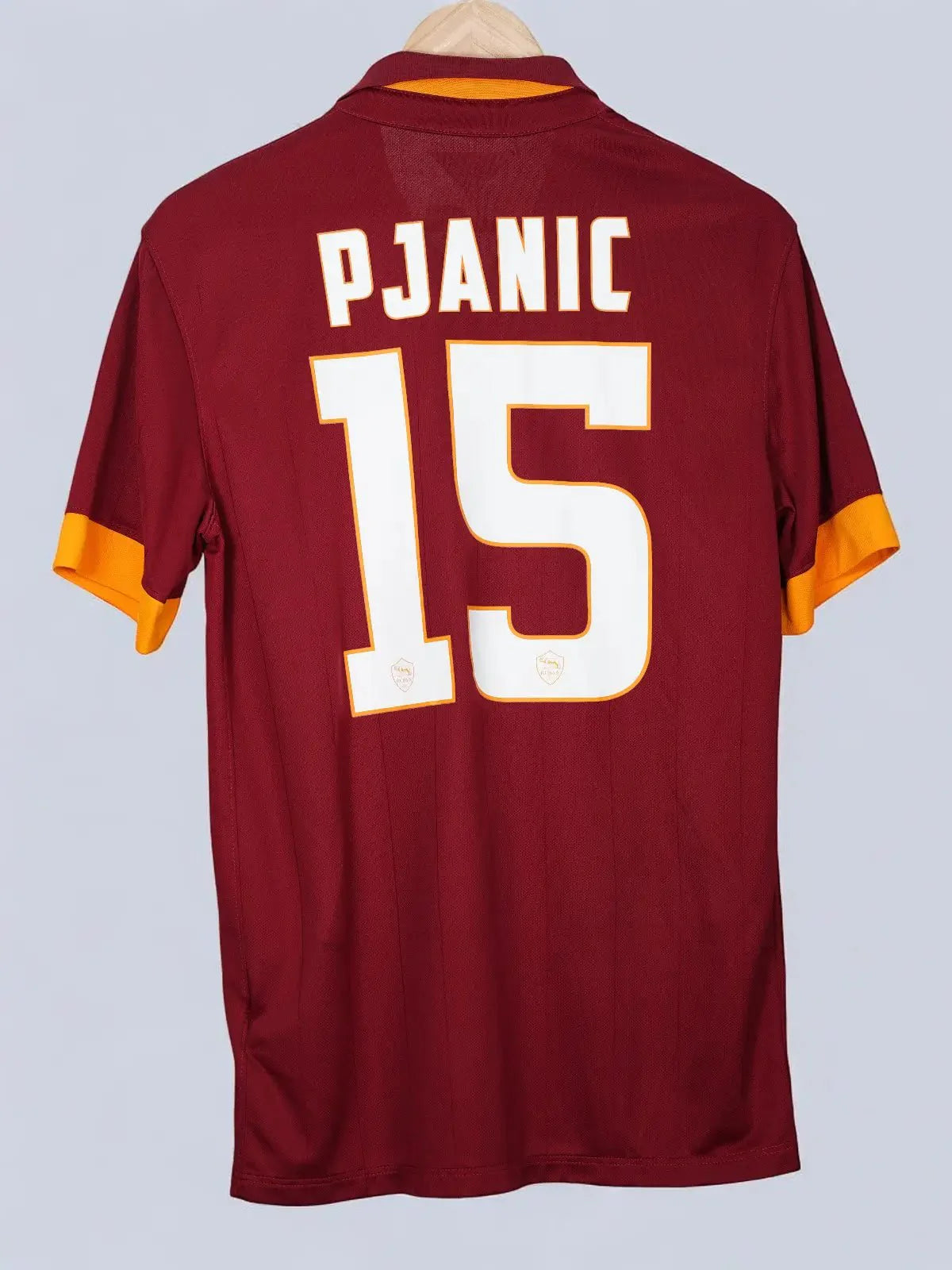 AS Roma Home Shirt 2015/16 Pjanic #15 (M)