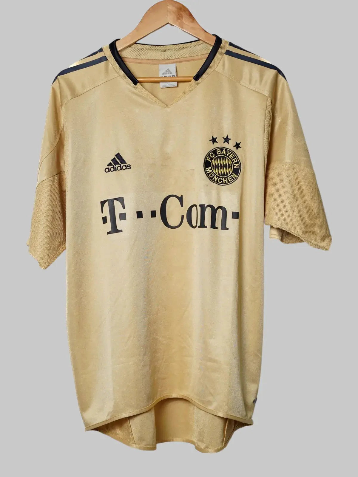 Bayern Munich Away Shirt 2004/5 (L)