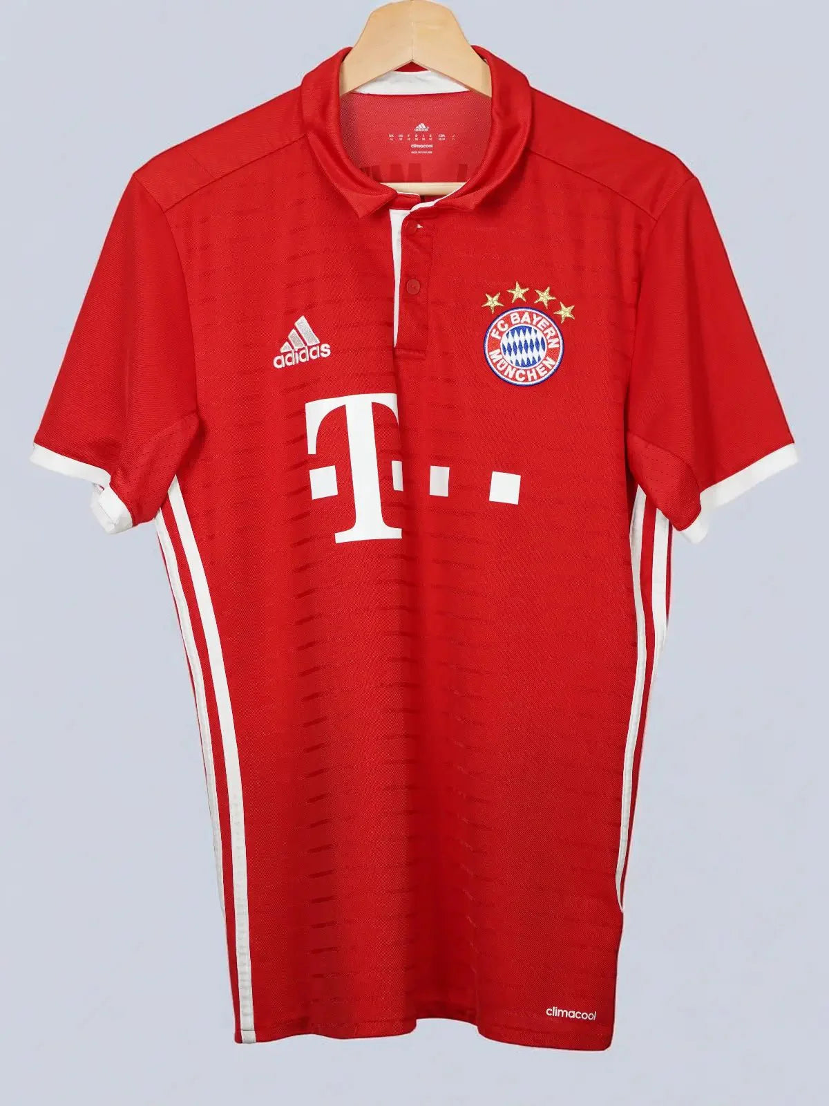 Bayern Munich Home Shirt 2016/17 Alaba #27 (M)