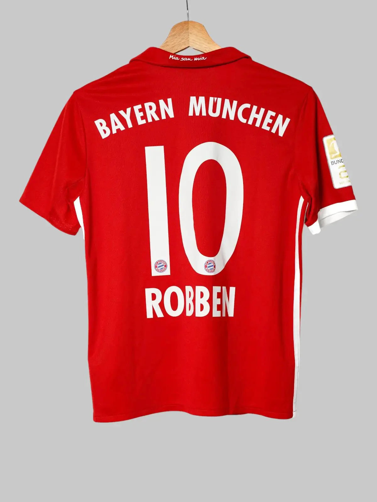 Bayern Munich Home Shirt 2016/17 Robben #10 (L Kids)