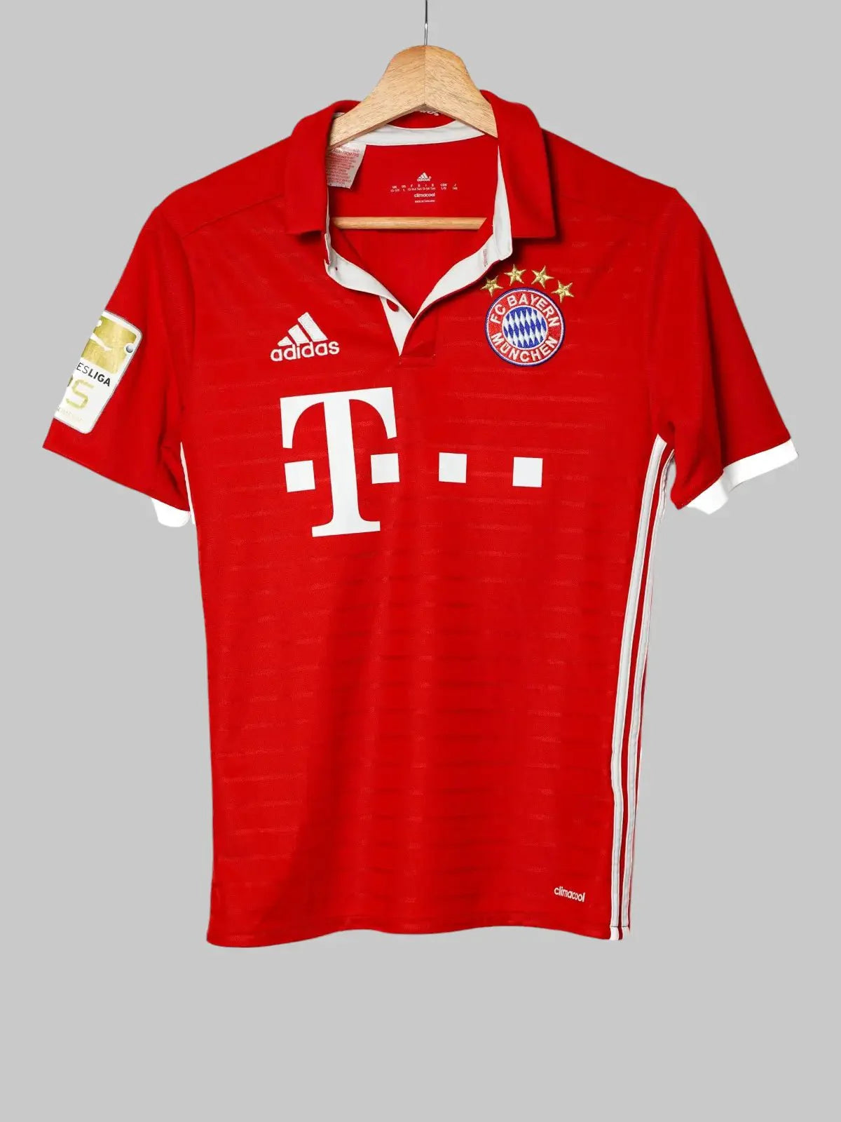 Bayern Munich Home Shirt 2016/17 Robben #10 (L Kids)