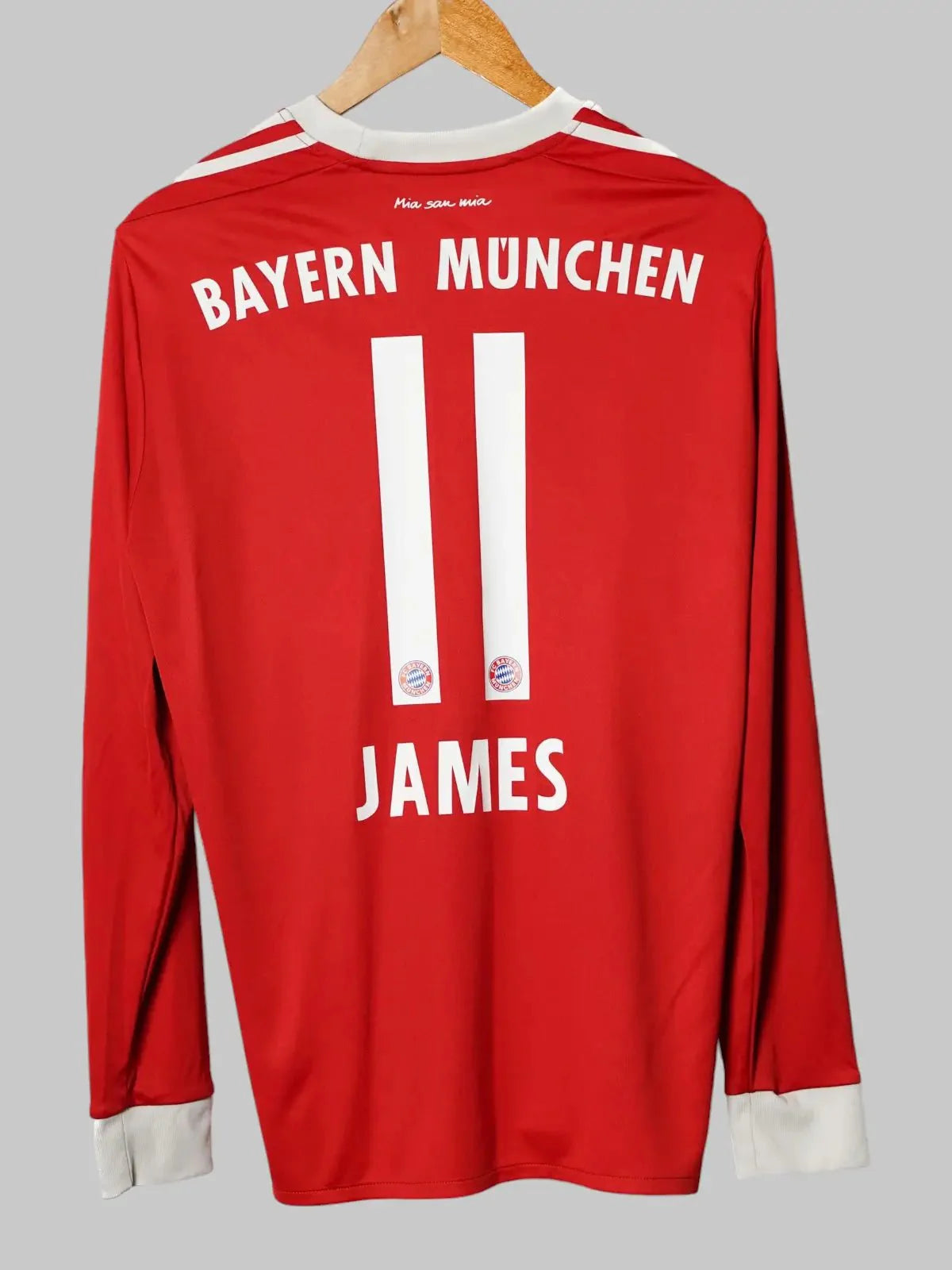 Bayern Munich Home Shirt L/S 2017/18 James #11 (M)