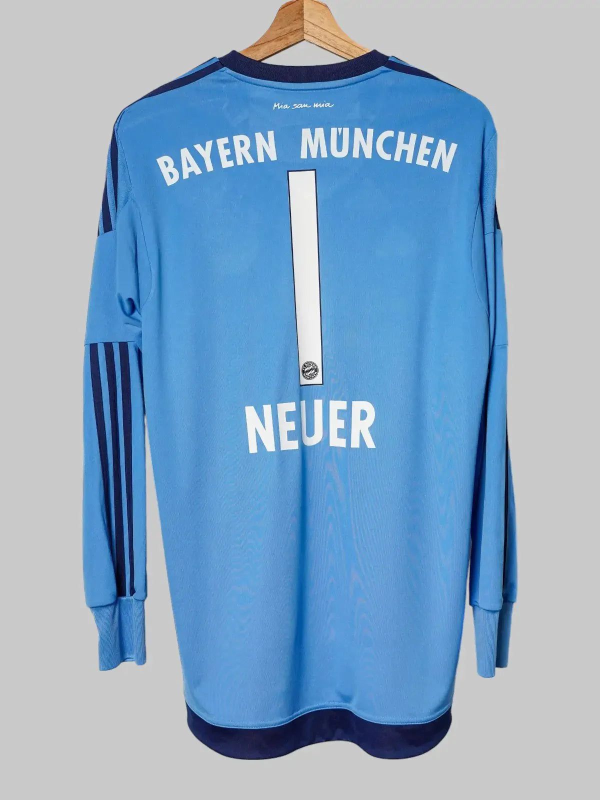 Bayern Munich Keeper Shirt 2015/16 Neuer #1 (M)