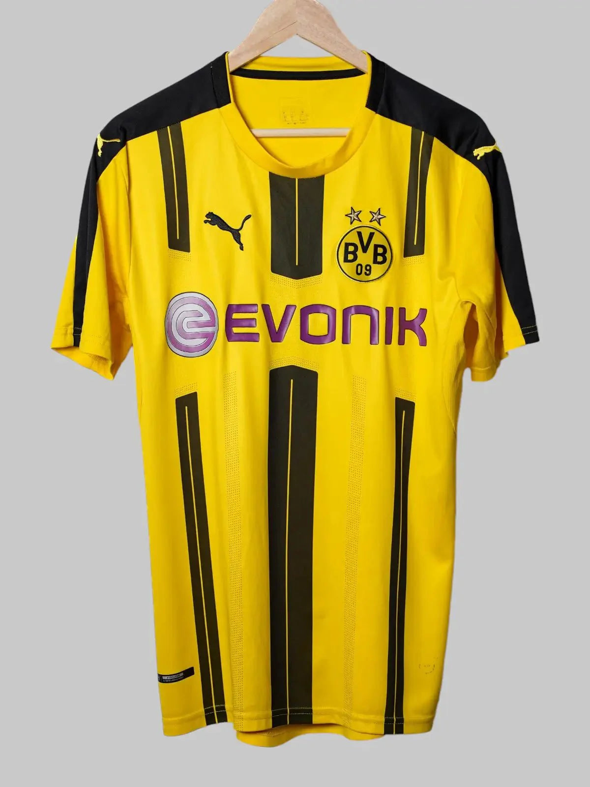 Borussia Dortmund Home Shirt 2016/17 Reus #11 (L)