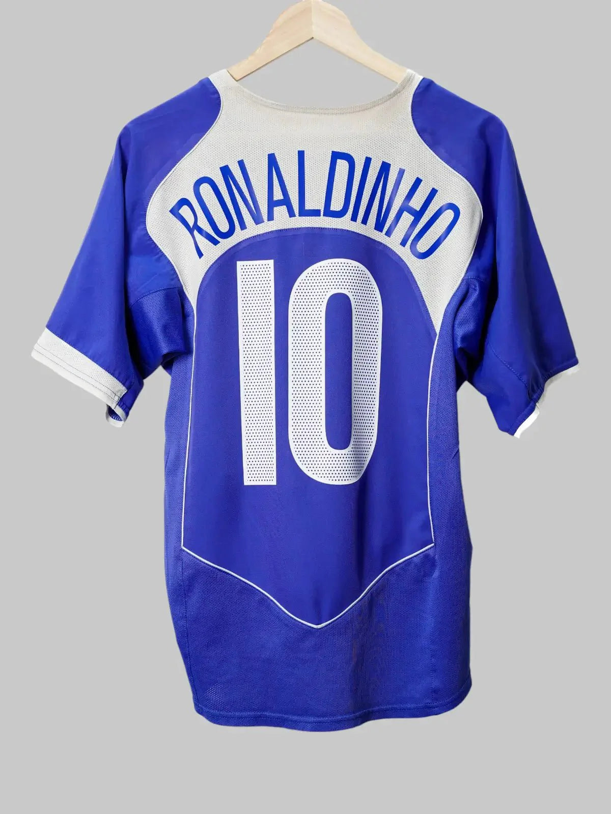 Brazil Away Shirt 2004/5 Ronaldinho #10 (M)