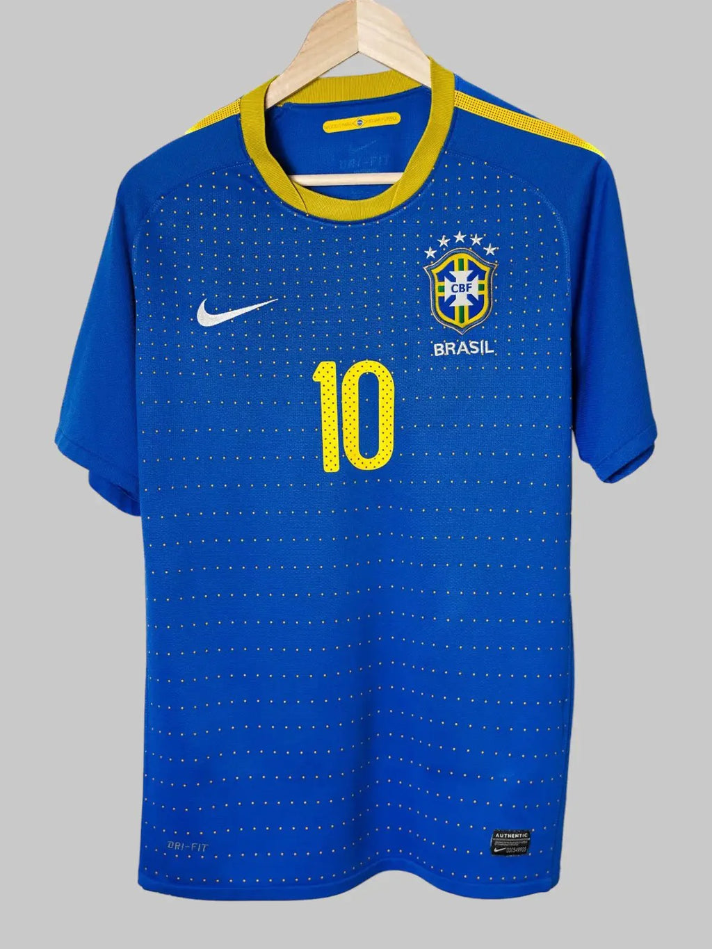 Brazil Away Shirt 2010/11 Kaka #10 (M)