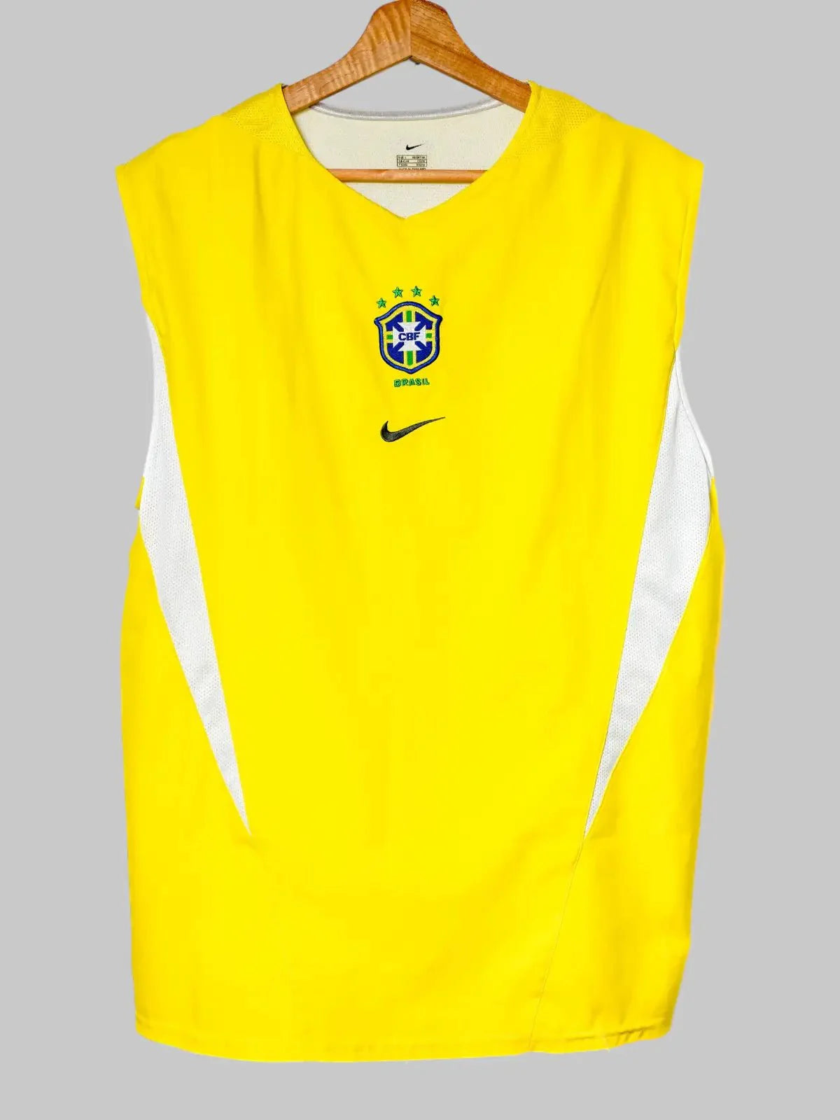 Brazil Player Issue Training Top 2002/3 (L)