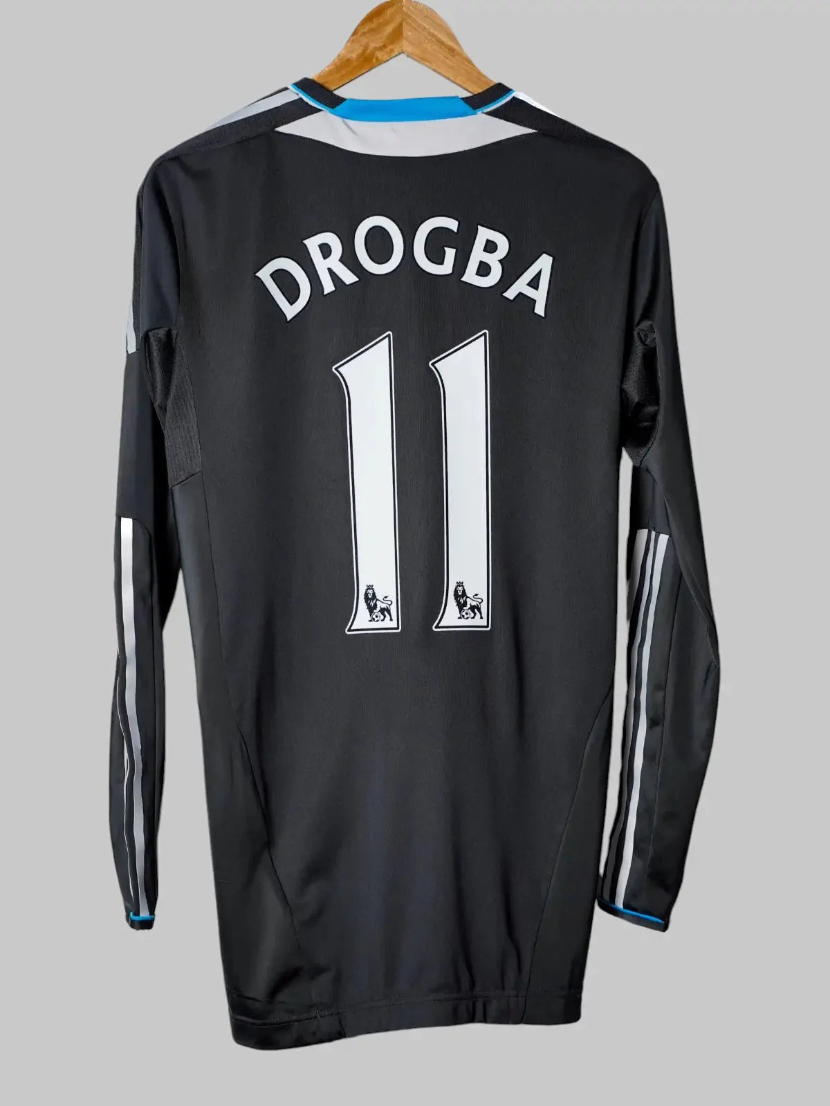Chelsea Away Shirt 2011/12 L/S Player Issue Drogba #11 (XL)