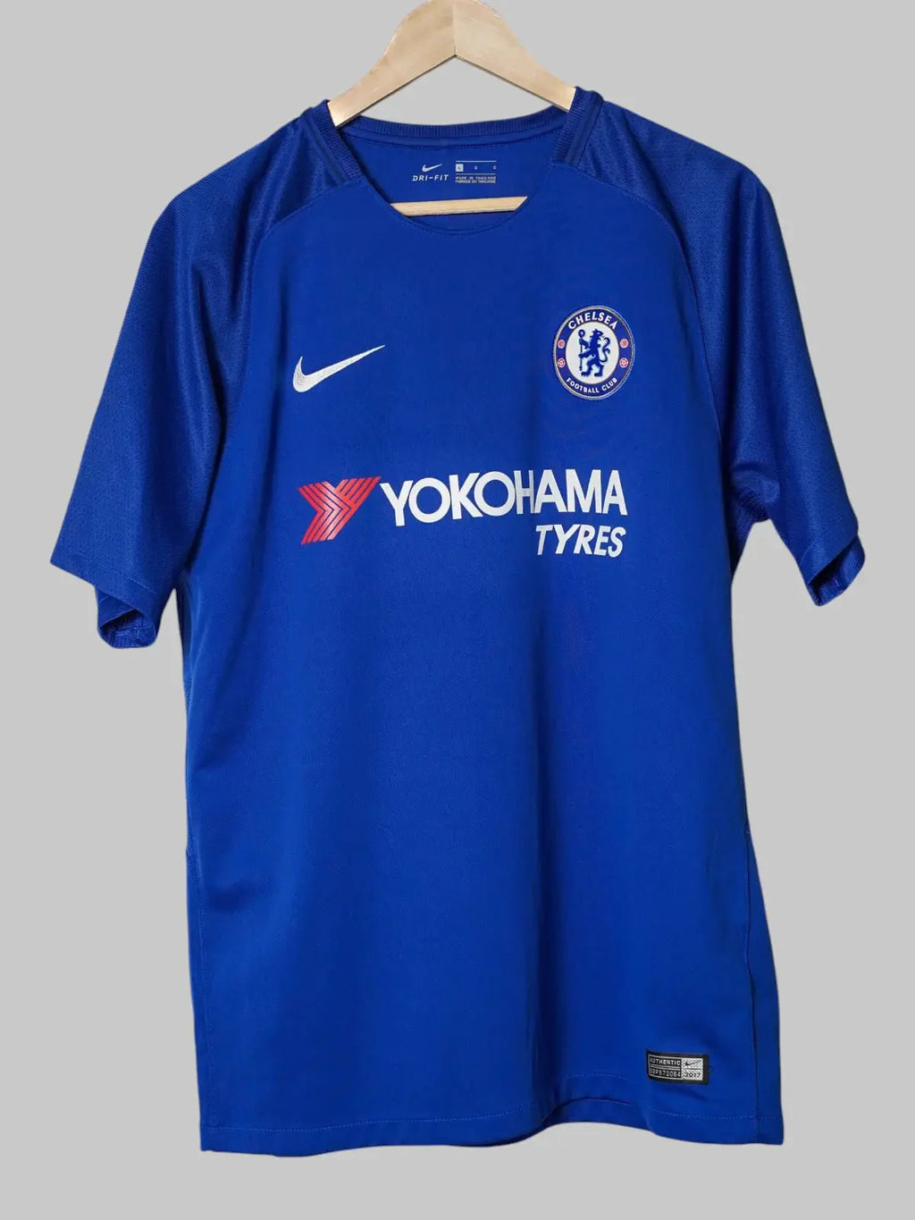 Chelsea Home Shirt 2017/18 Hazard #10 (L)