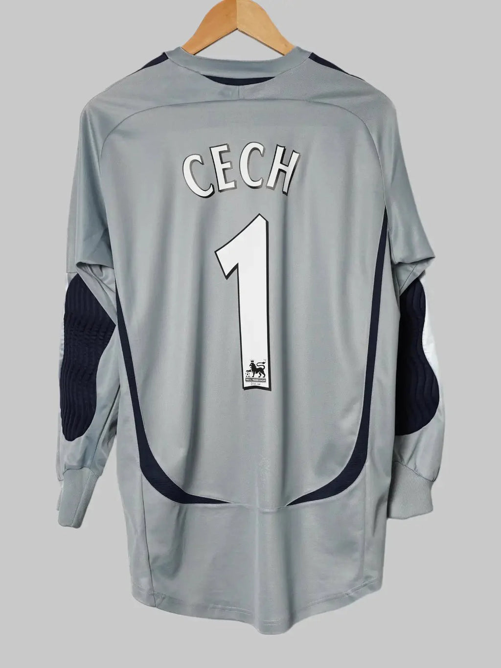 Chelsea Keeper Shirt 2007/8 Cech #1 (M)