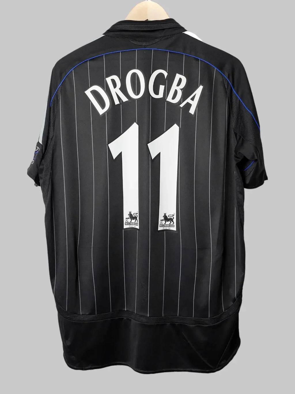 Chelsea Third Shirt 2006/7 Drogba #11 (L)