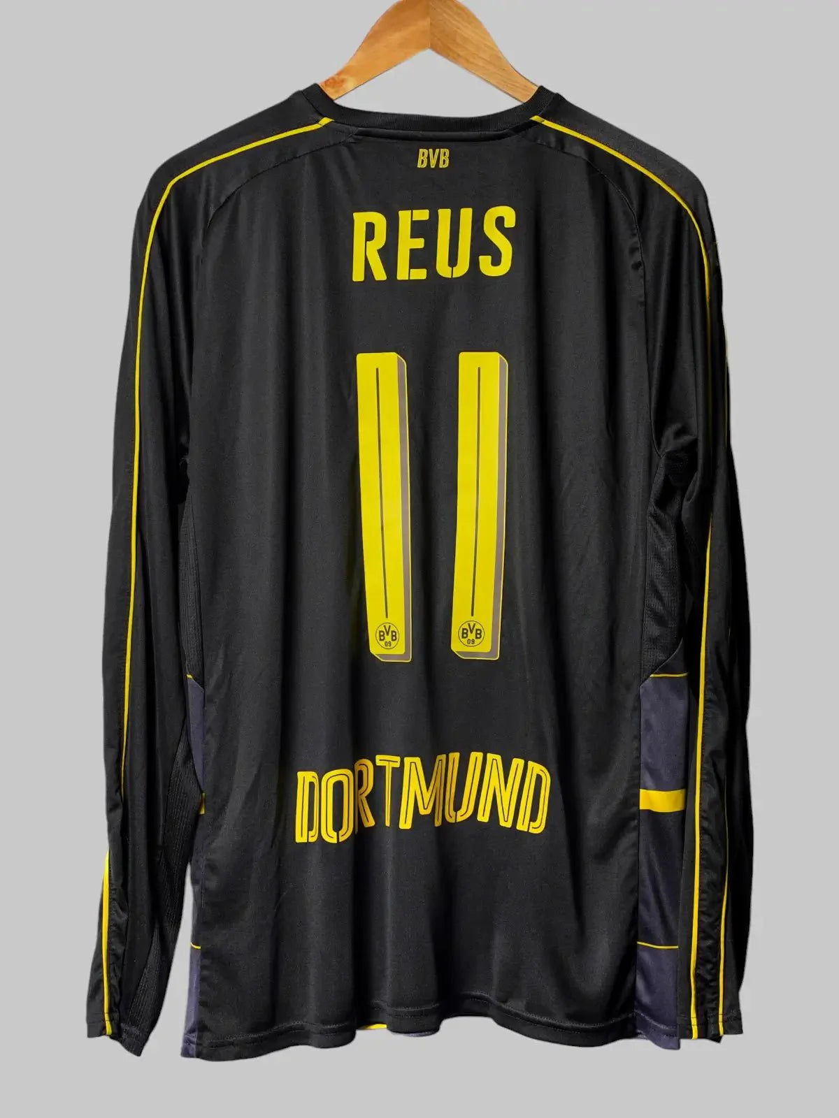Dortmund Away Shirt 2016/17 L/S Reus #11 (L)