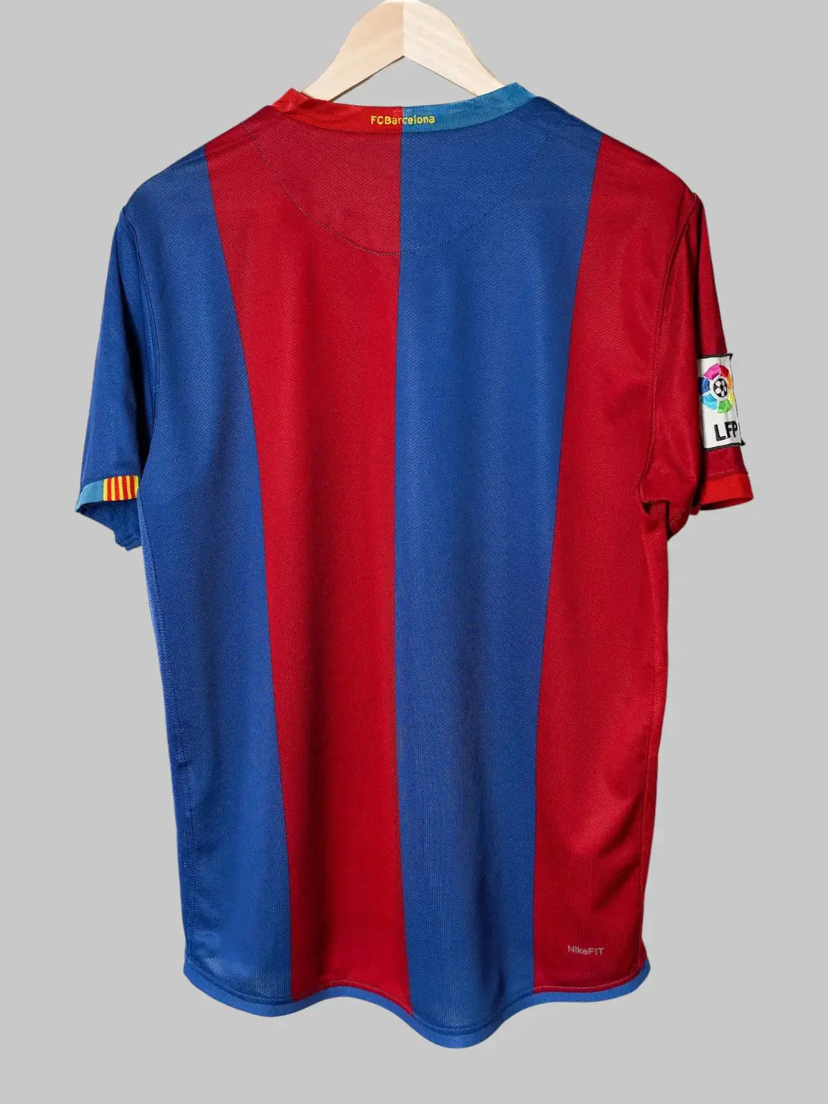 FC Barcelona Home Shirt 2006/7 (L)