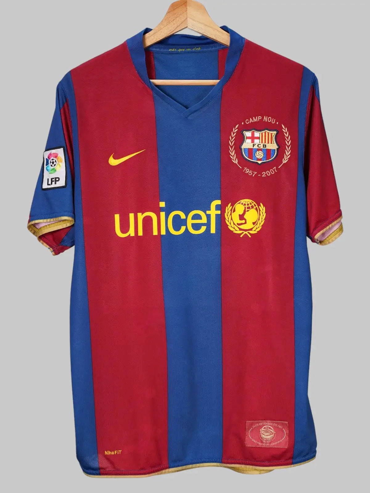 FC Barcelona Home Shirt 2007/8 Messi #19 (S)