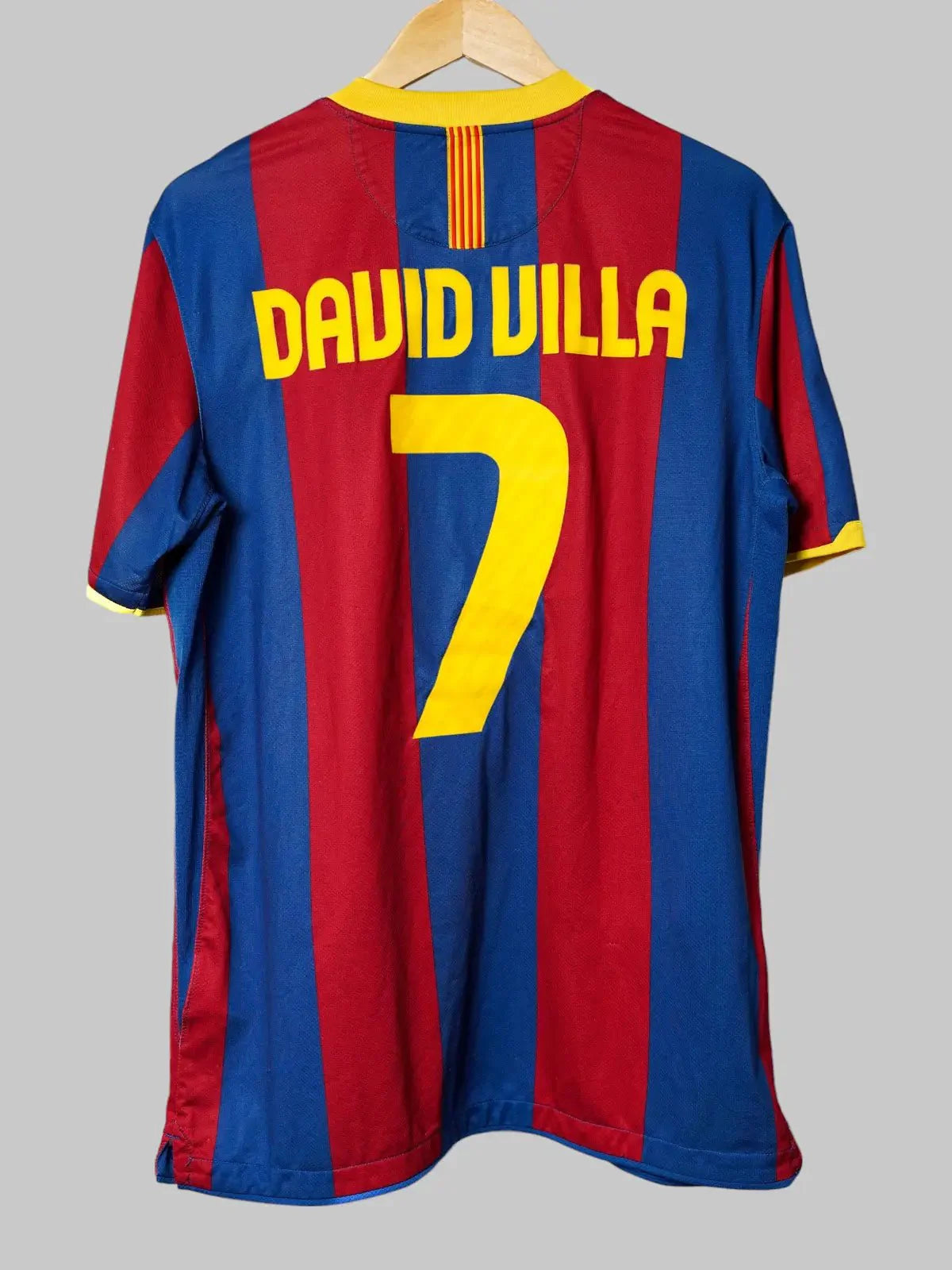 FC Barcelona Home Shirt 2010/11 David Villa (L)
