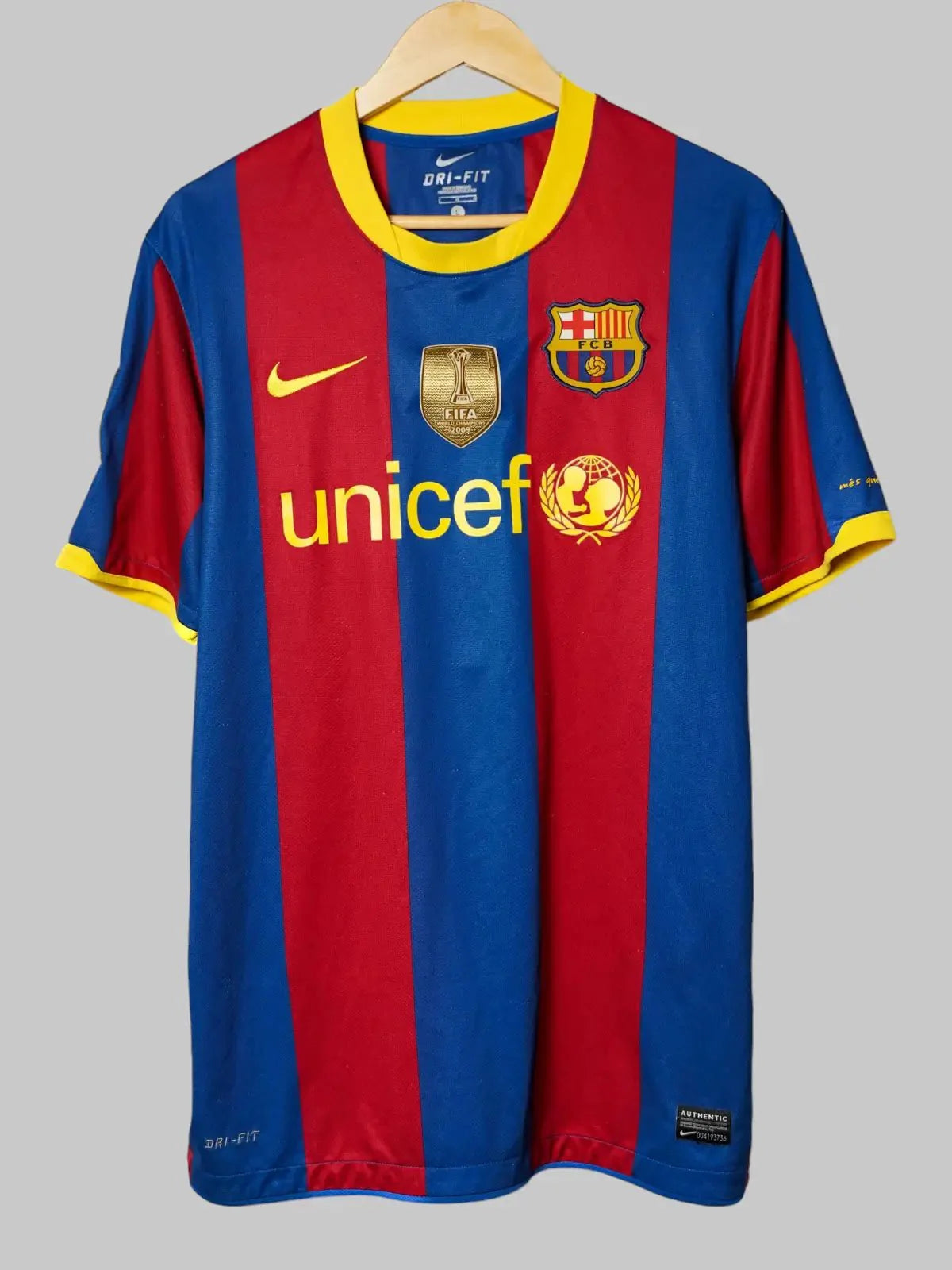 FC Barcelona Home Shirt 2010/11 David Villa (L)