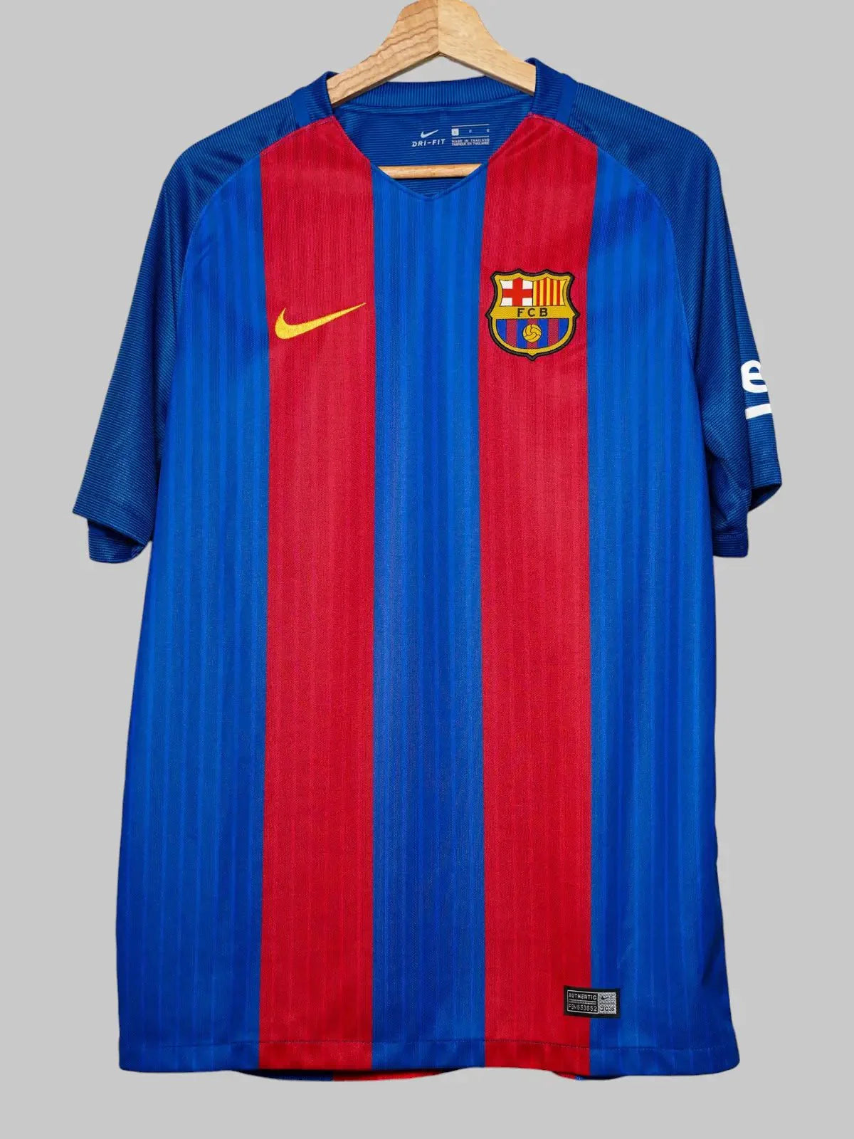 FC Barcelona Home Shirt 2016/17 Neymar Jr #11 (L)