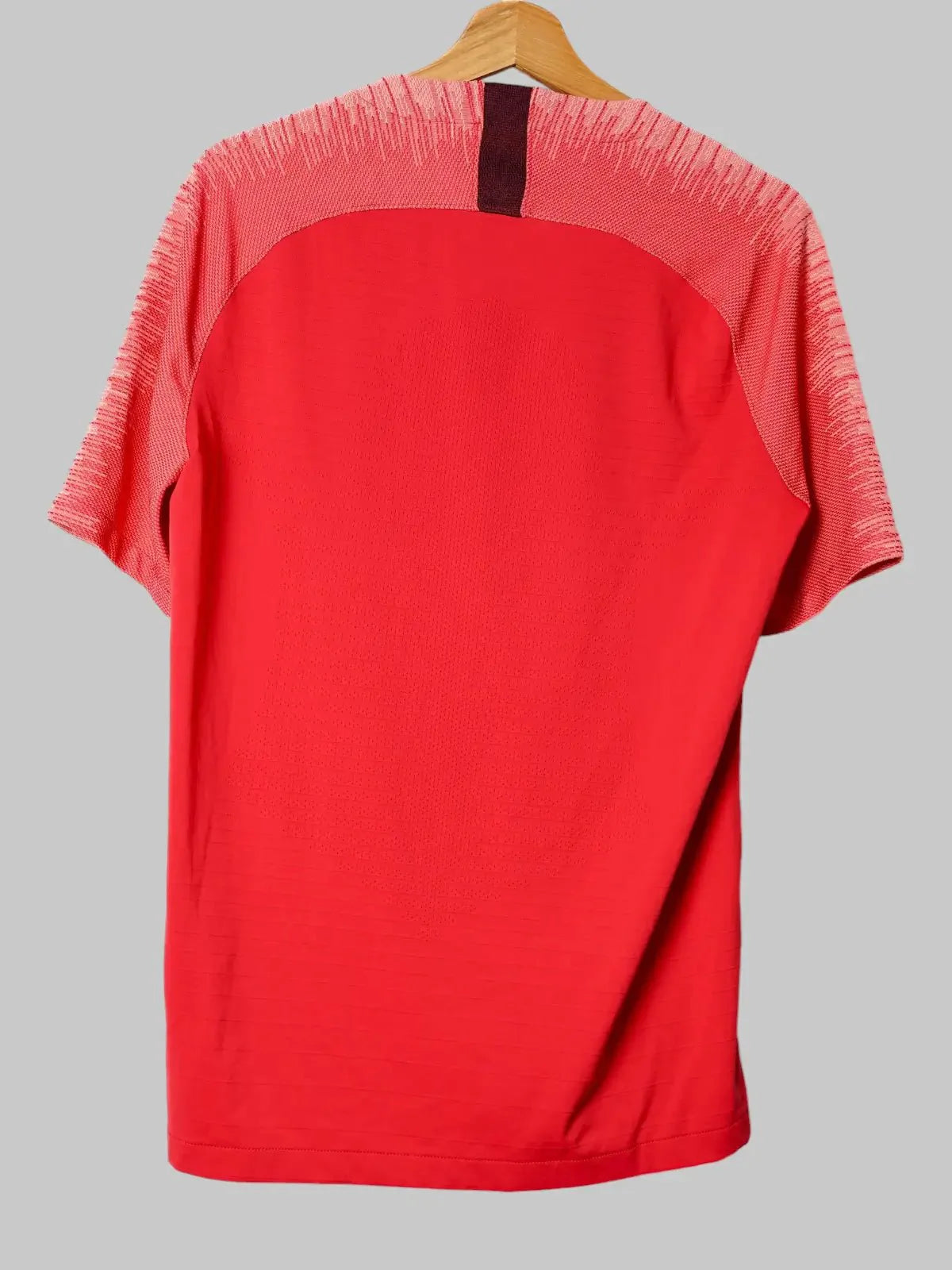 FC Barcelona Pre-Match Training Worn Shirt 2018/19 I.Rakitic (M)