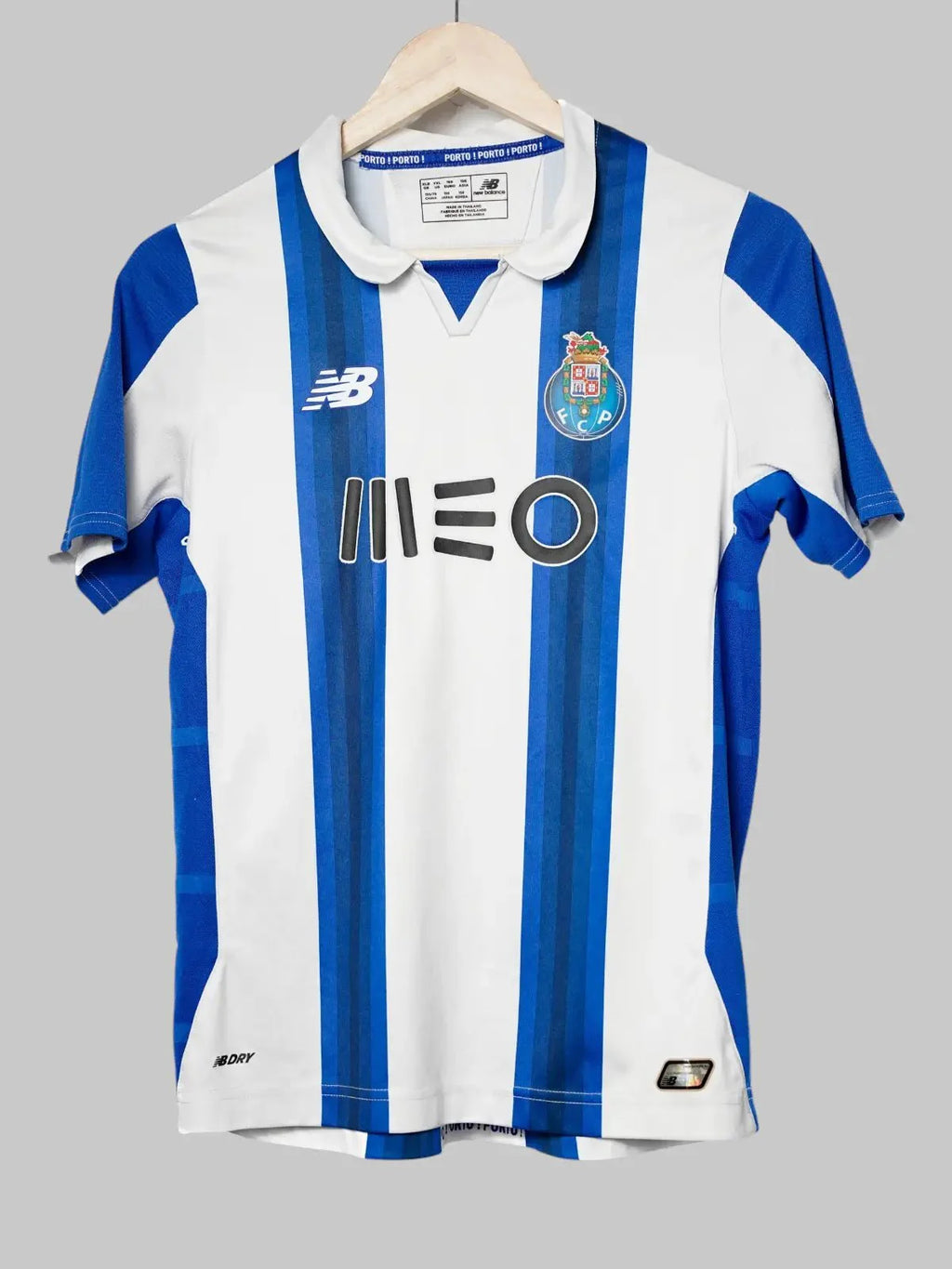FC Porto Home Shirt 2016/17 (XL Kids)