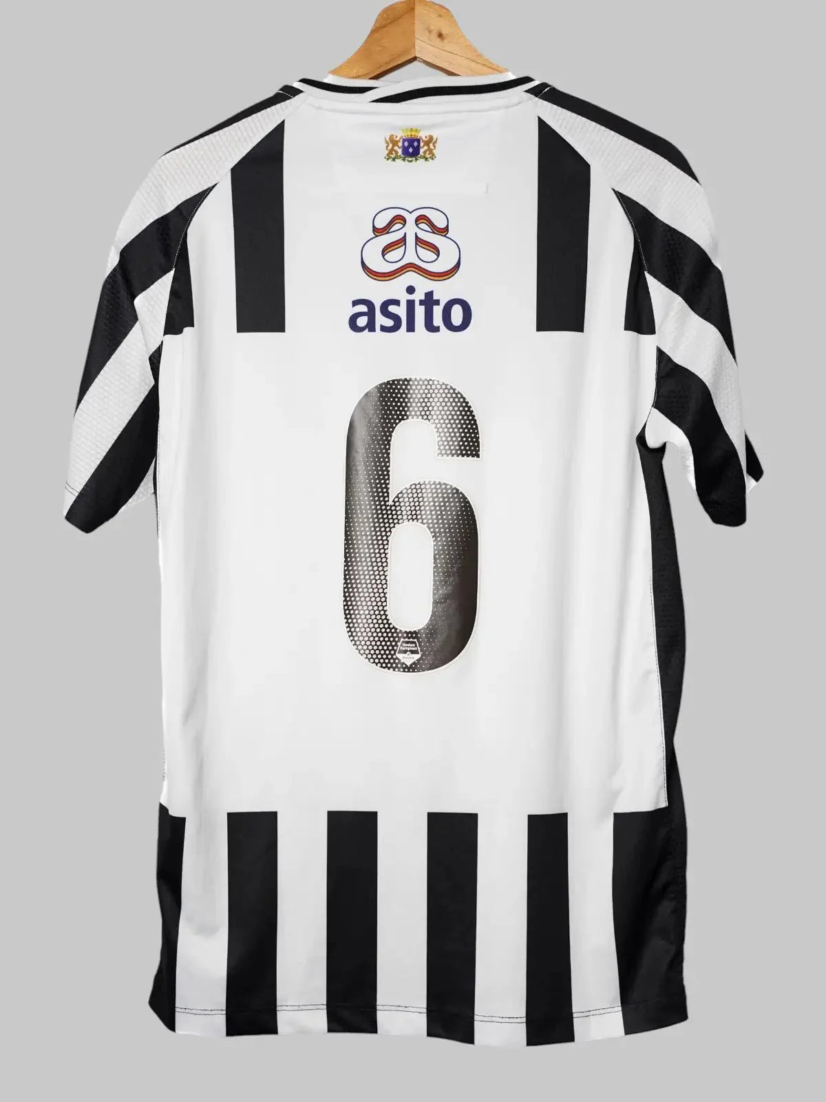 Heracles Almelo Home Shirt 2022/23 #6 (M)