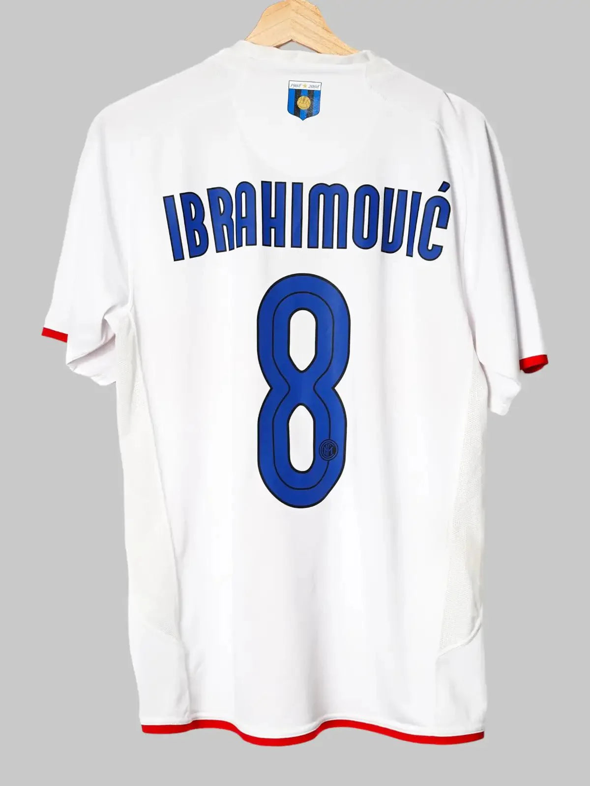 Inter Away Shirt 2007/8 Ibrahimovic #8 (M)