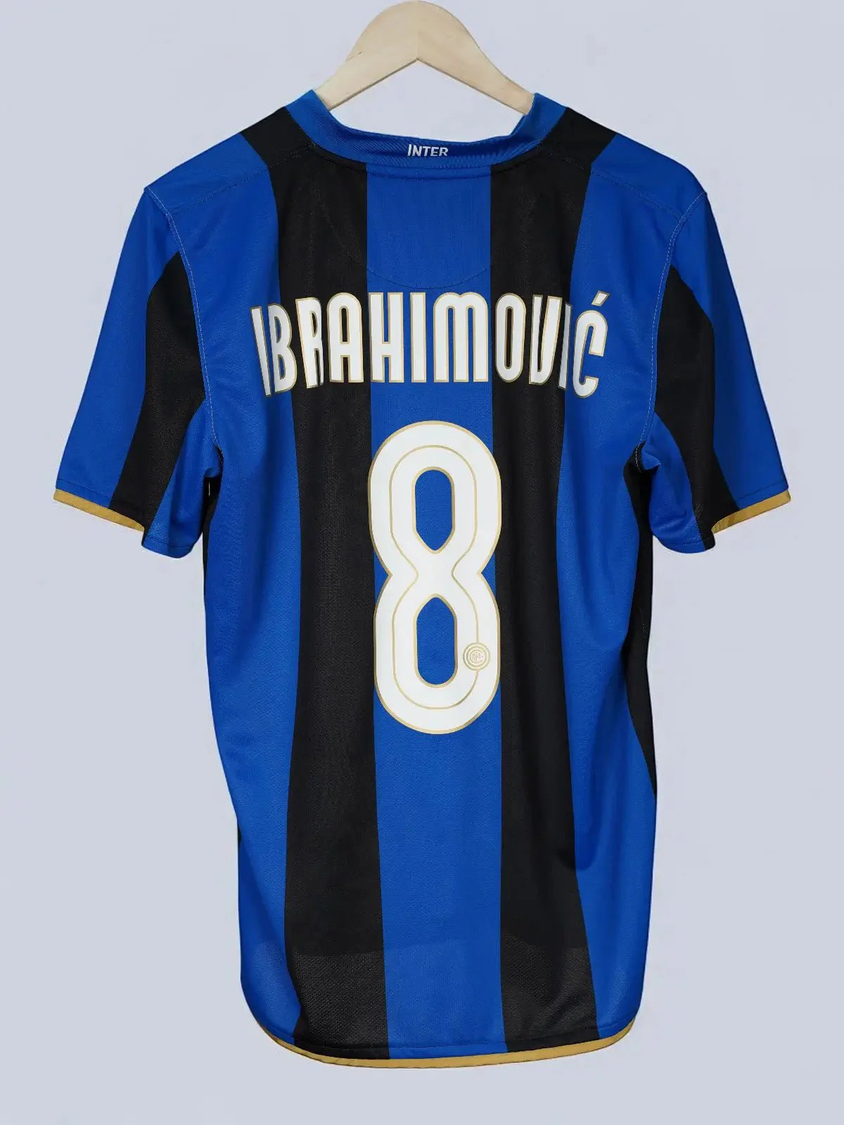 Inter Milan Home Shirt 2008/9 Ibrahimovic #8 (M)