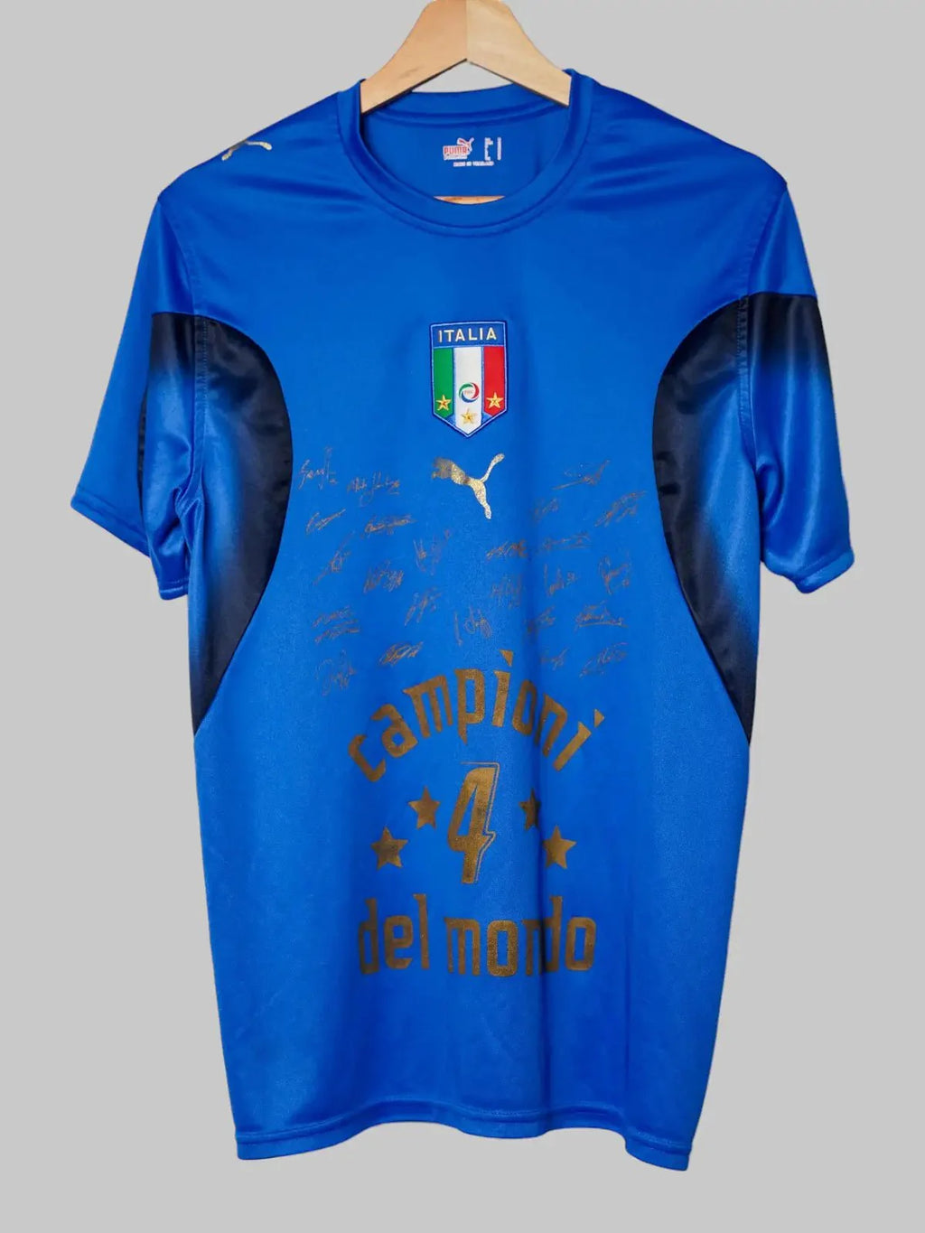 Italy 4x World Champion Training Shirt 2006/7 (M)