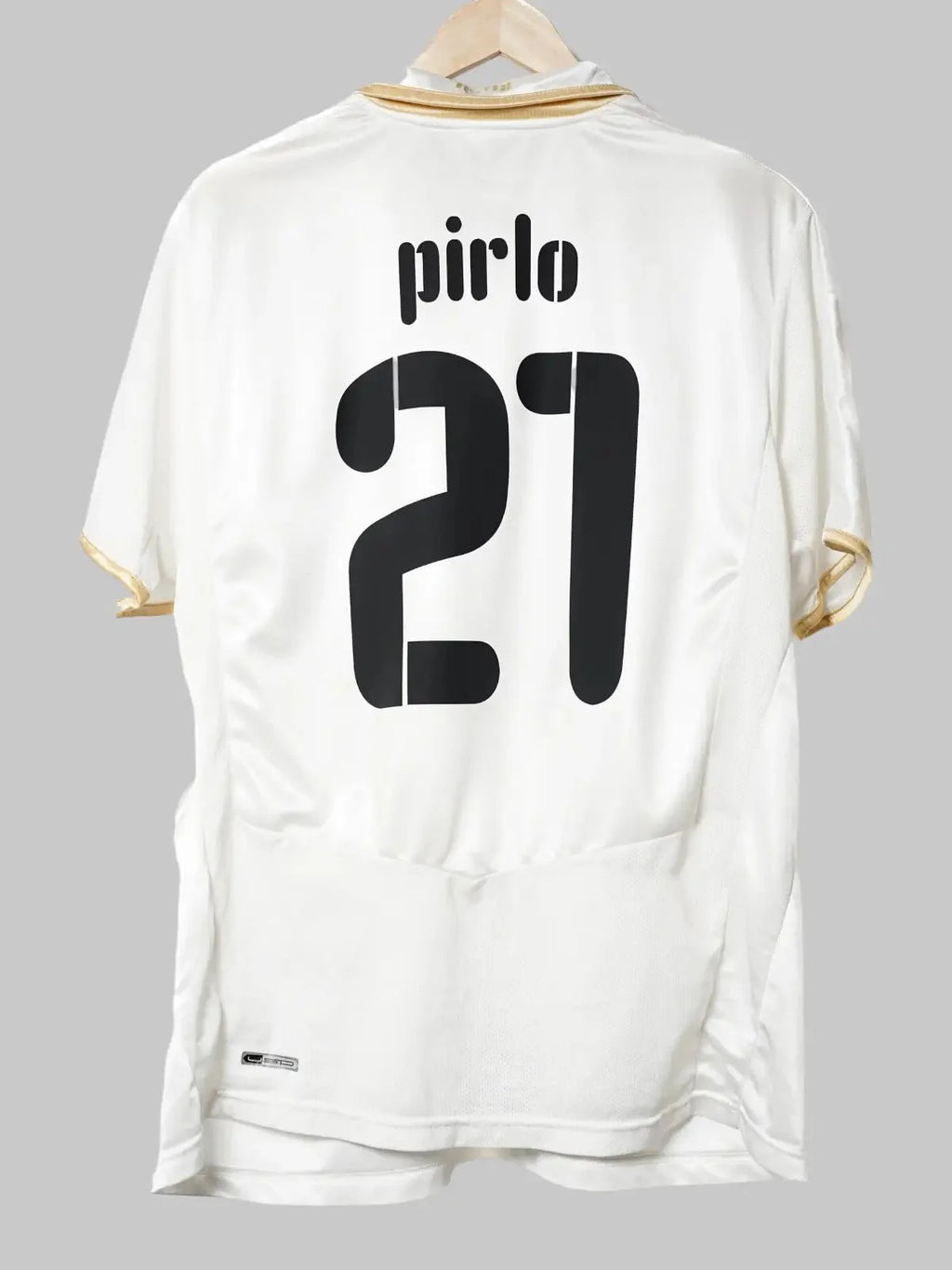 Italy Away Shirt 2008/10 Pirlo #21 (XL)