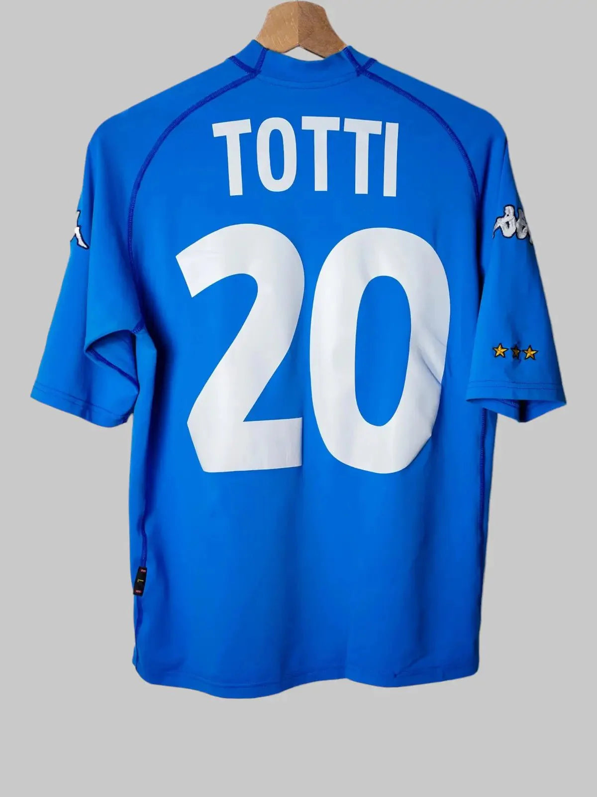 Italy Home Shirt 2000/01 Totti #20 (M)