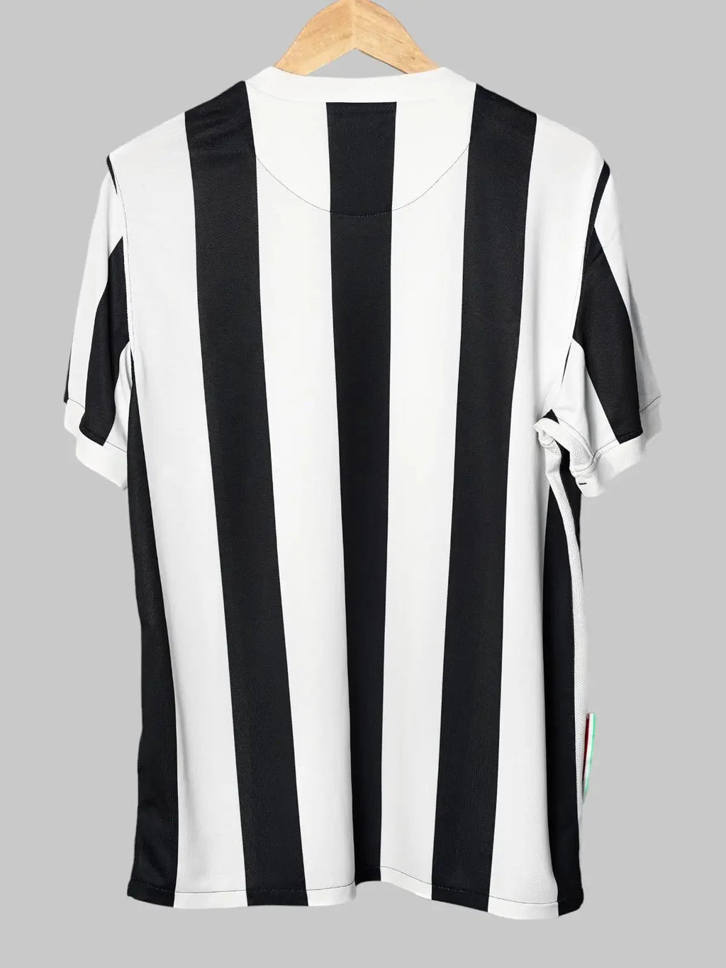 Juventus Home Shirt 2009/10 (M)