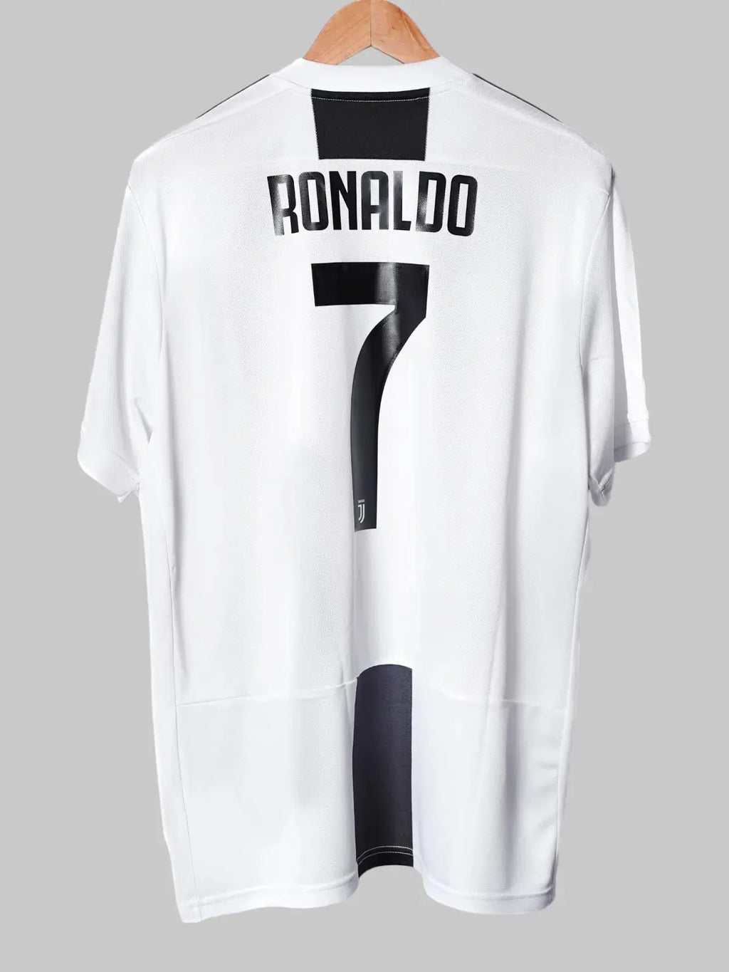 Juventus Home Shirt 2018/19 Ronaldo #7 BNWT (XL)