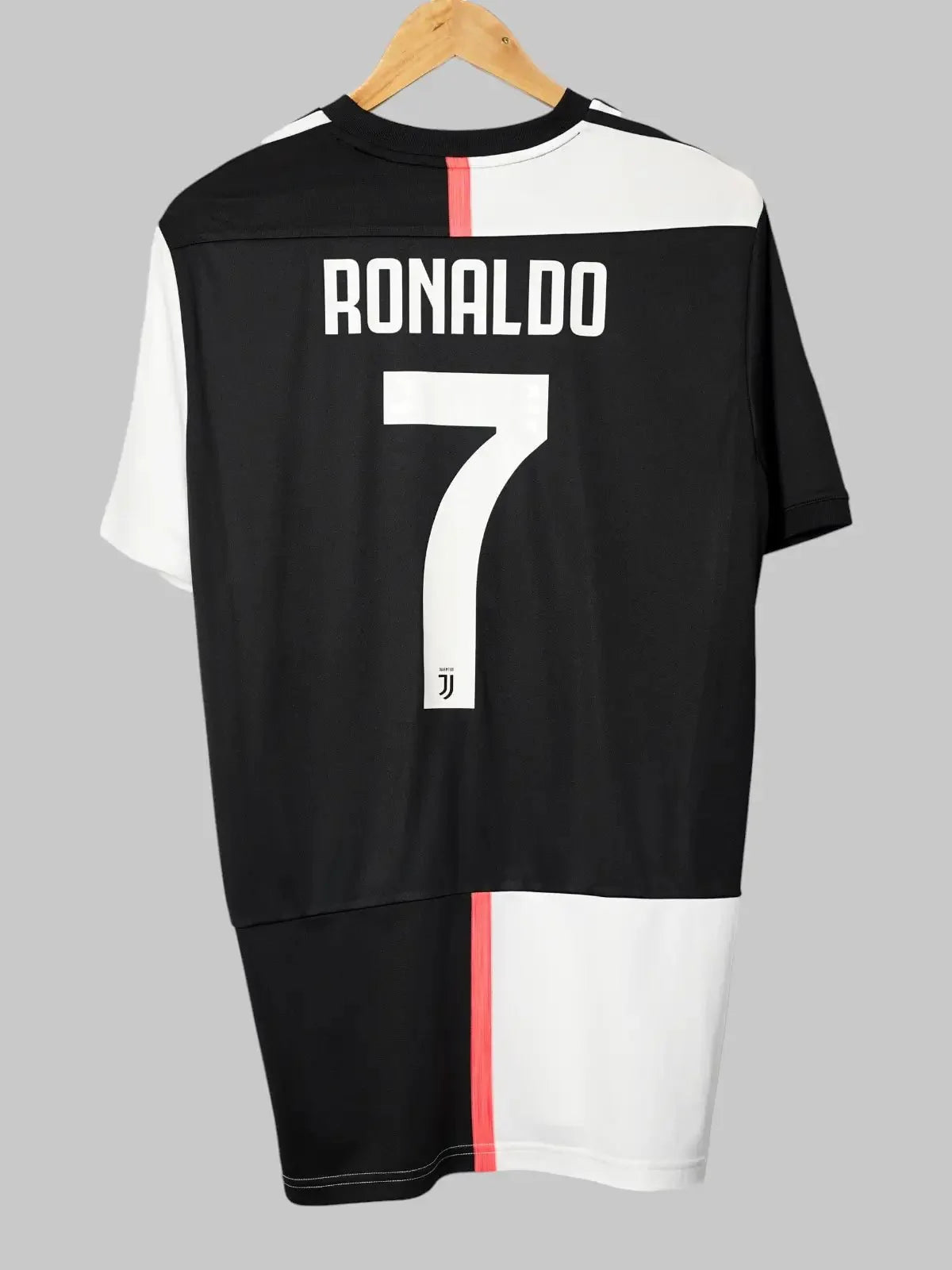 Juventus Home Shirt 2019/20 Ronaldo #7 (L)
