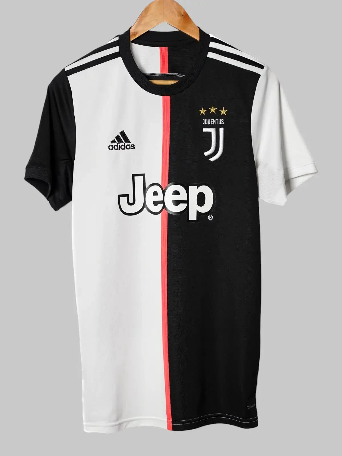 Juventus Home Shirt 2019/20 Ronaldo #7 (S)