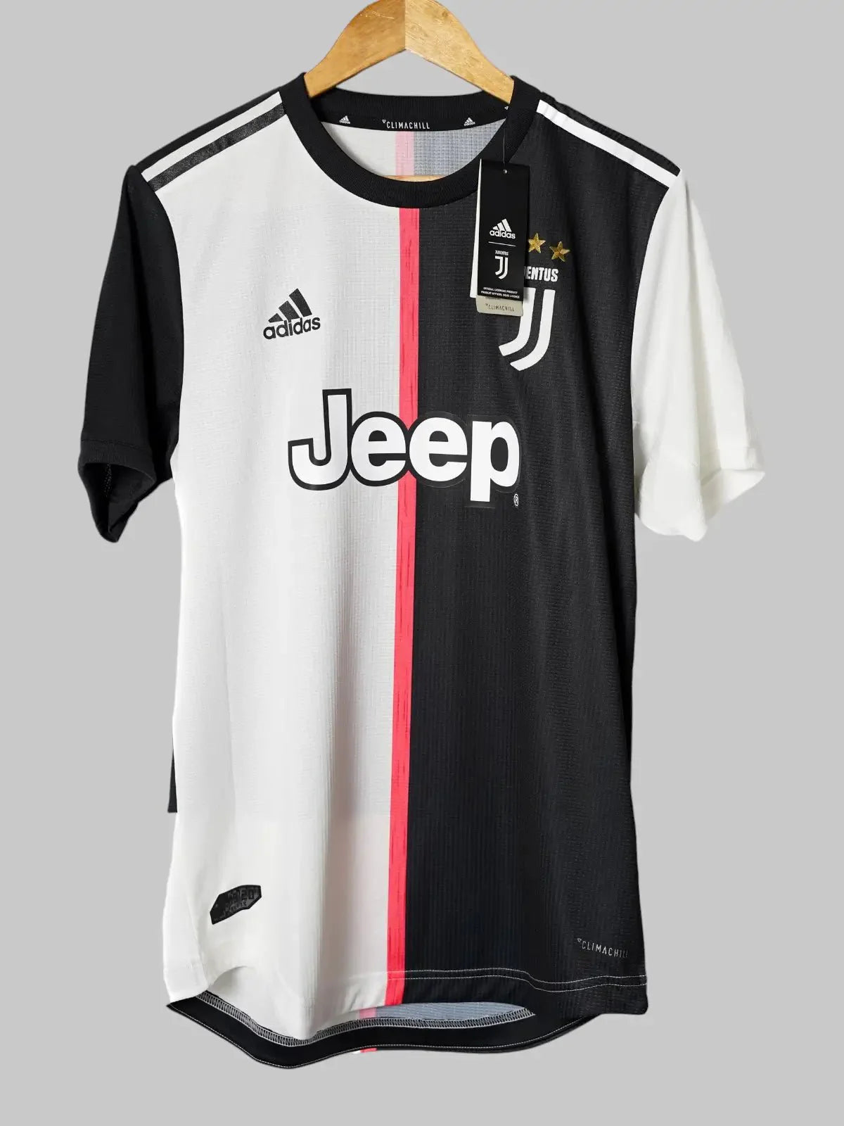 Juventus Home Shirt Player Issue 2019/20 Ronaldo #7 BNWT (M)
