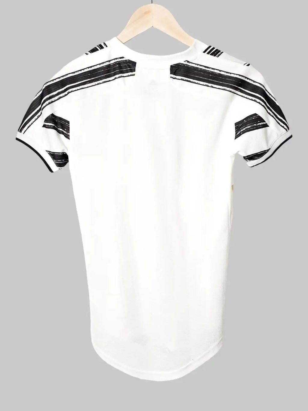 Juventus Home Shirt Player Issue 2020/21 (Womens 2XS)