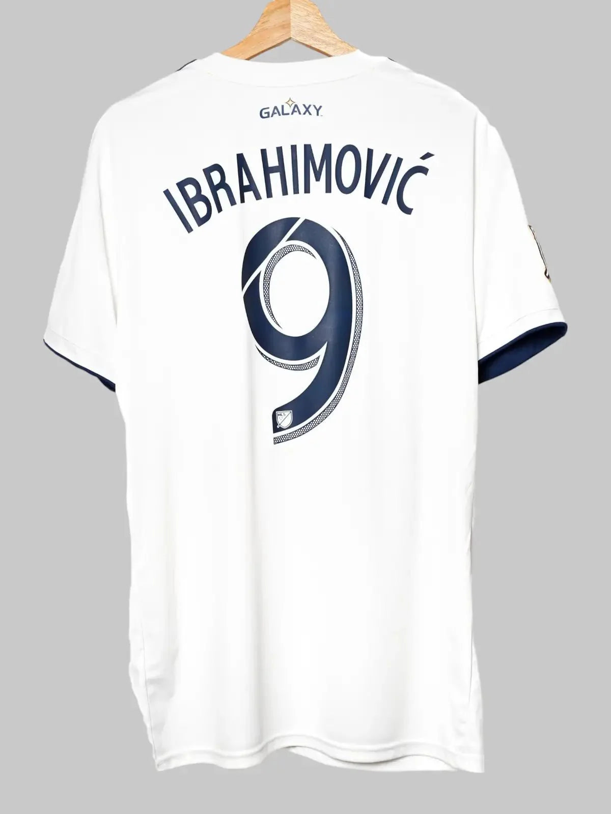 LA Galaxy Home Shirt 2019/20  Ibrahimovic #9 (L)