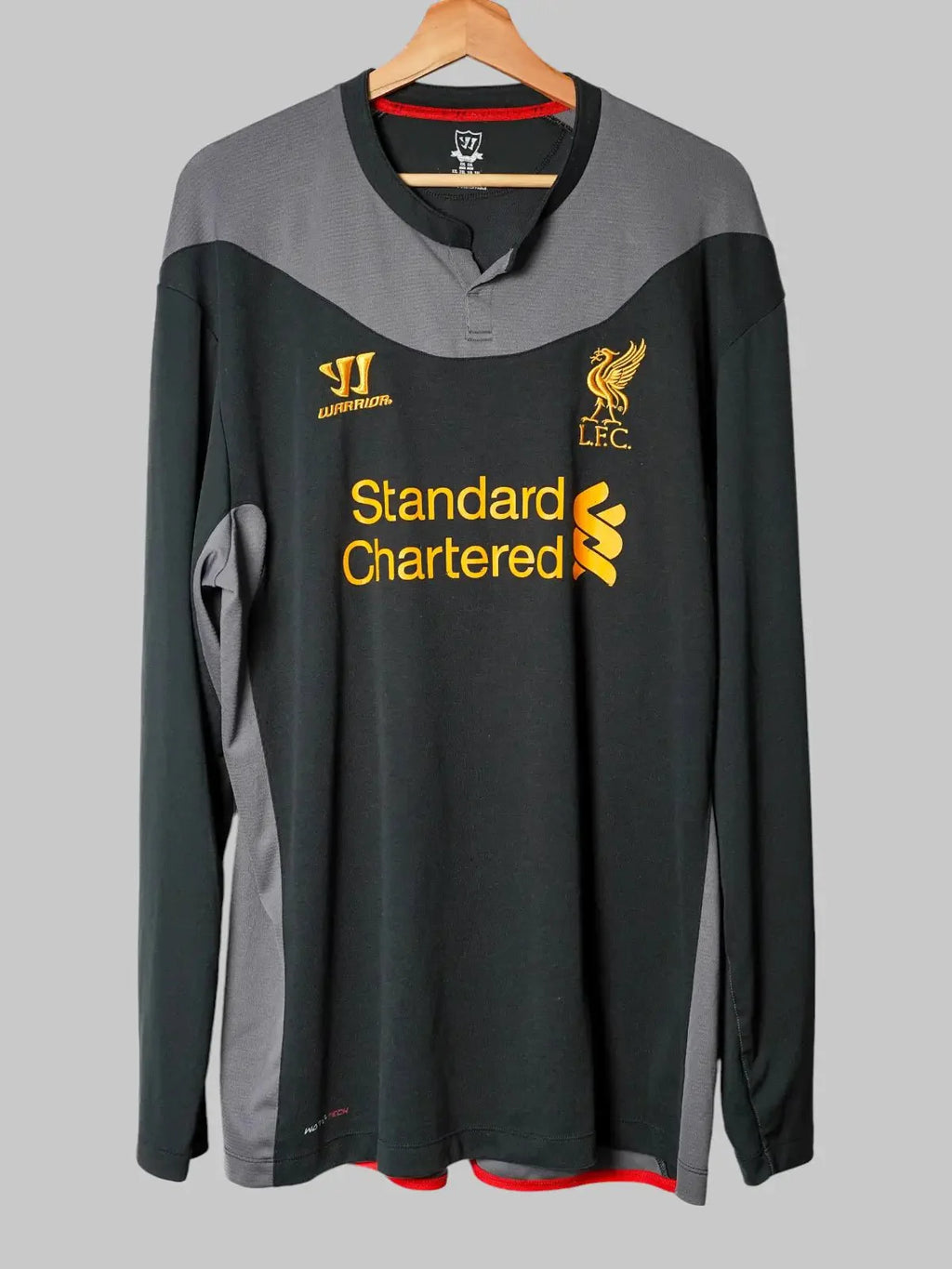 Liverpool Away Shirt 2012/13 Suarez #7 L/S (XXL)
