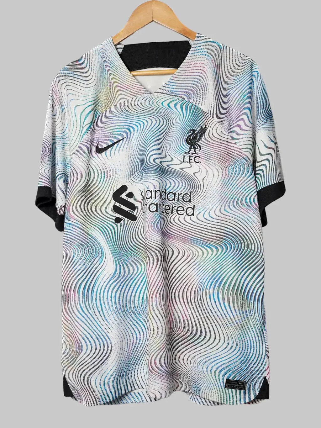 Liverpool Away Shirt 2022/23 Diogo J. (XL)